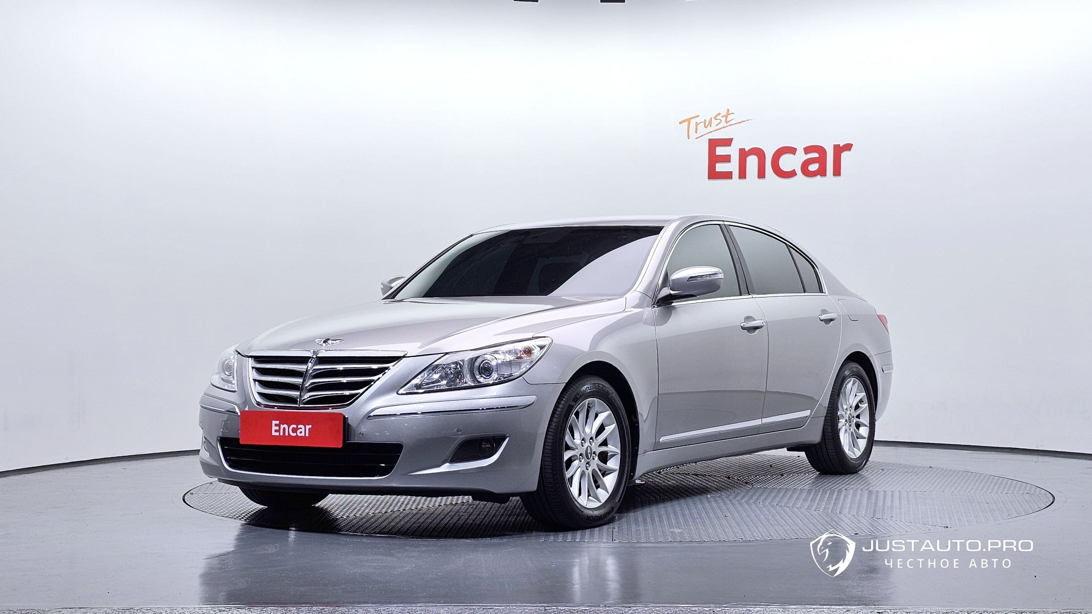 Автомобиль Hyundai Genesis