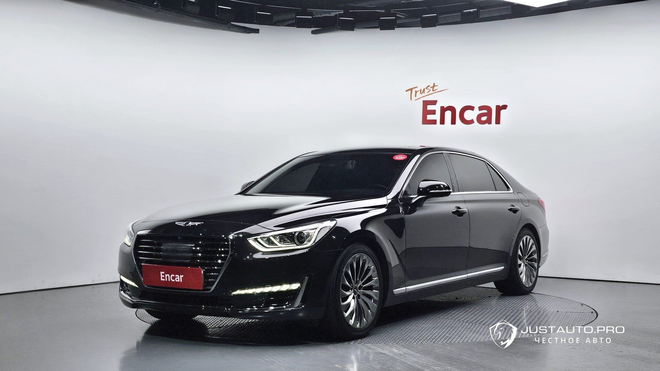 Автомобиль Genesis EQ900