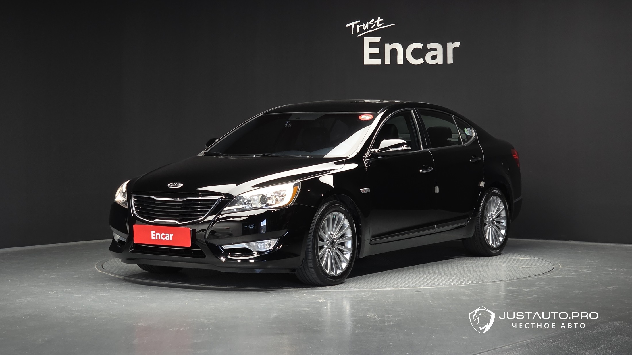 Автомобиль Kia K7
