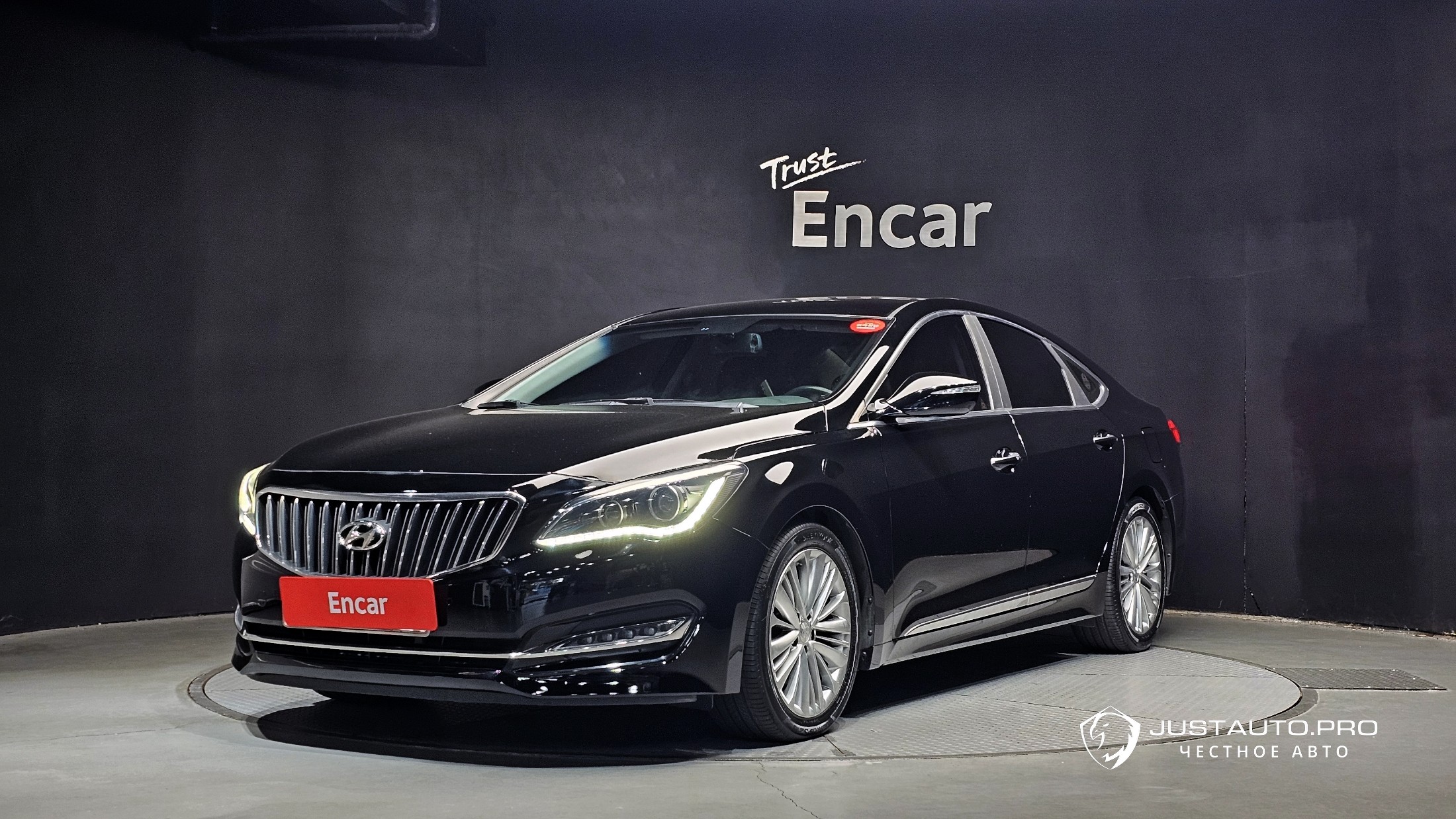 Автомобиль Hyundai Aslan