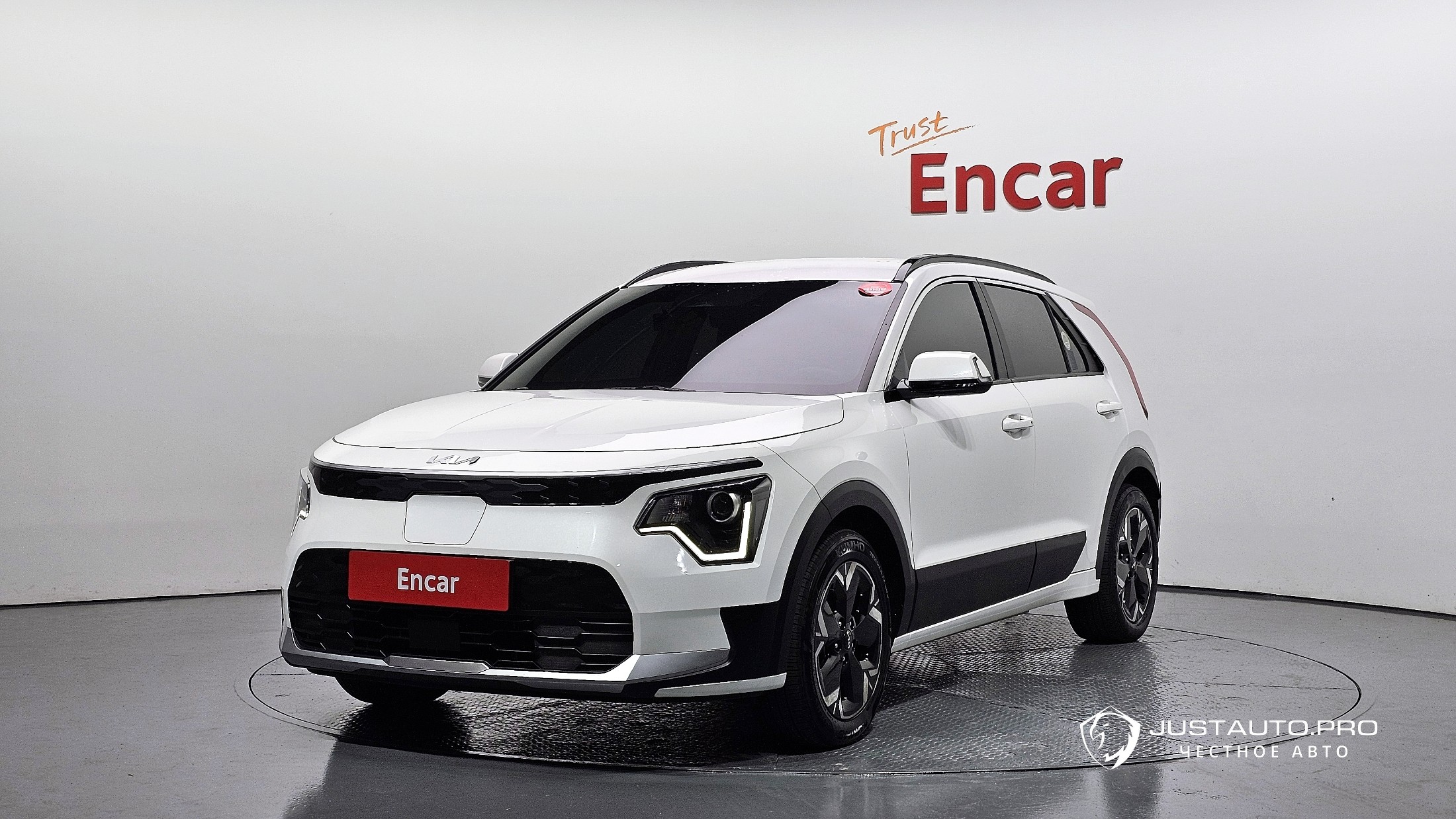 Автомобиль Kia Niro