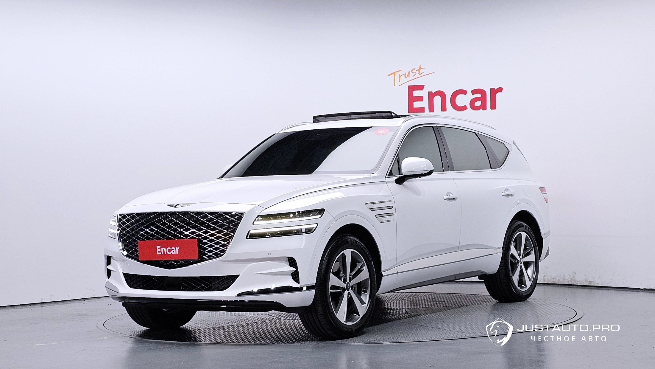 Автомобиль Genesis GV80