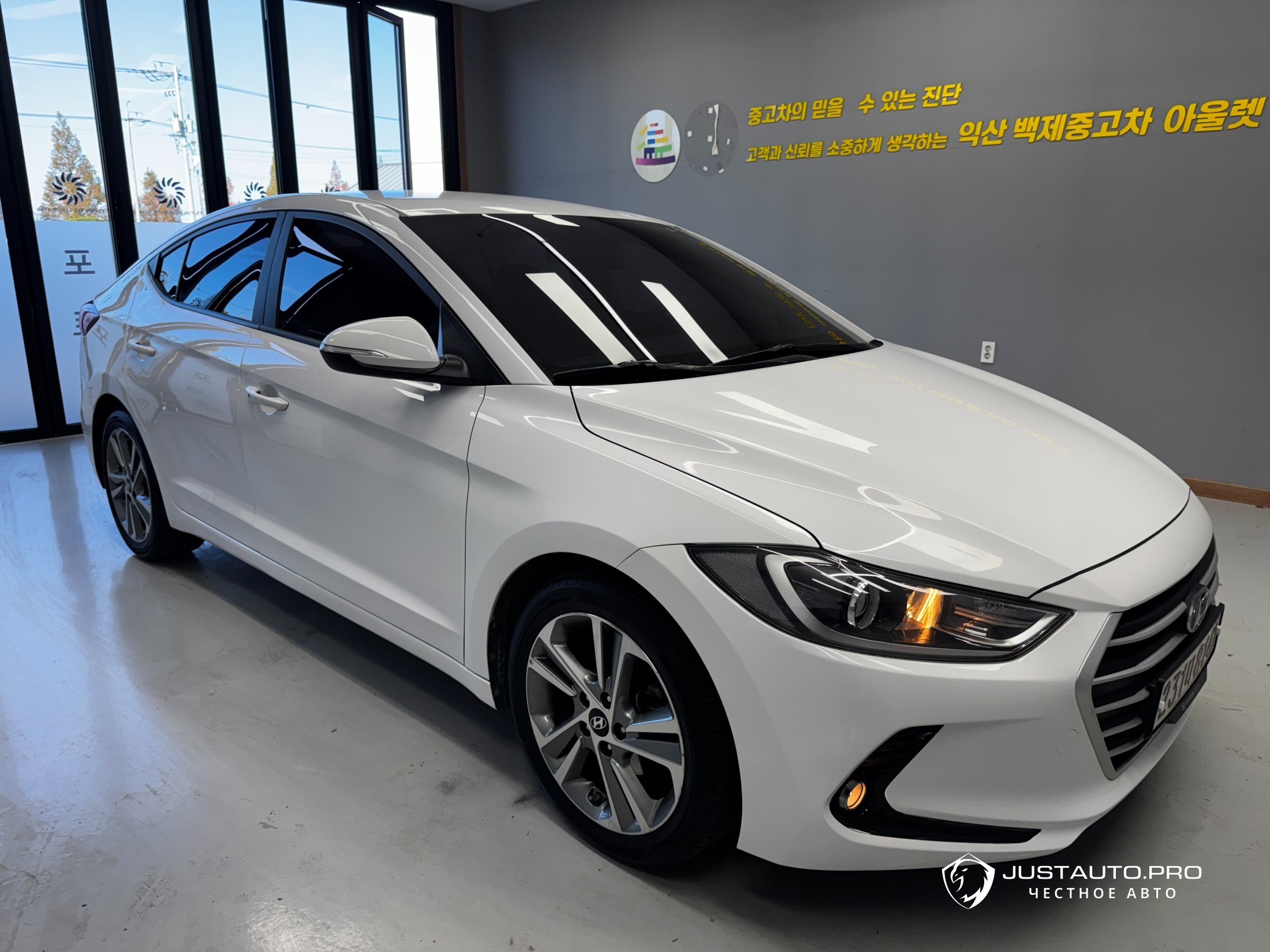 Автомобиль Hyundai AVANTE