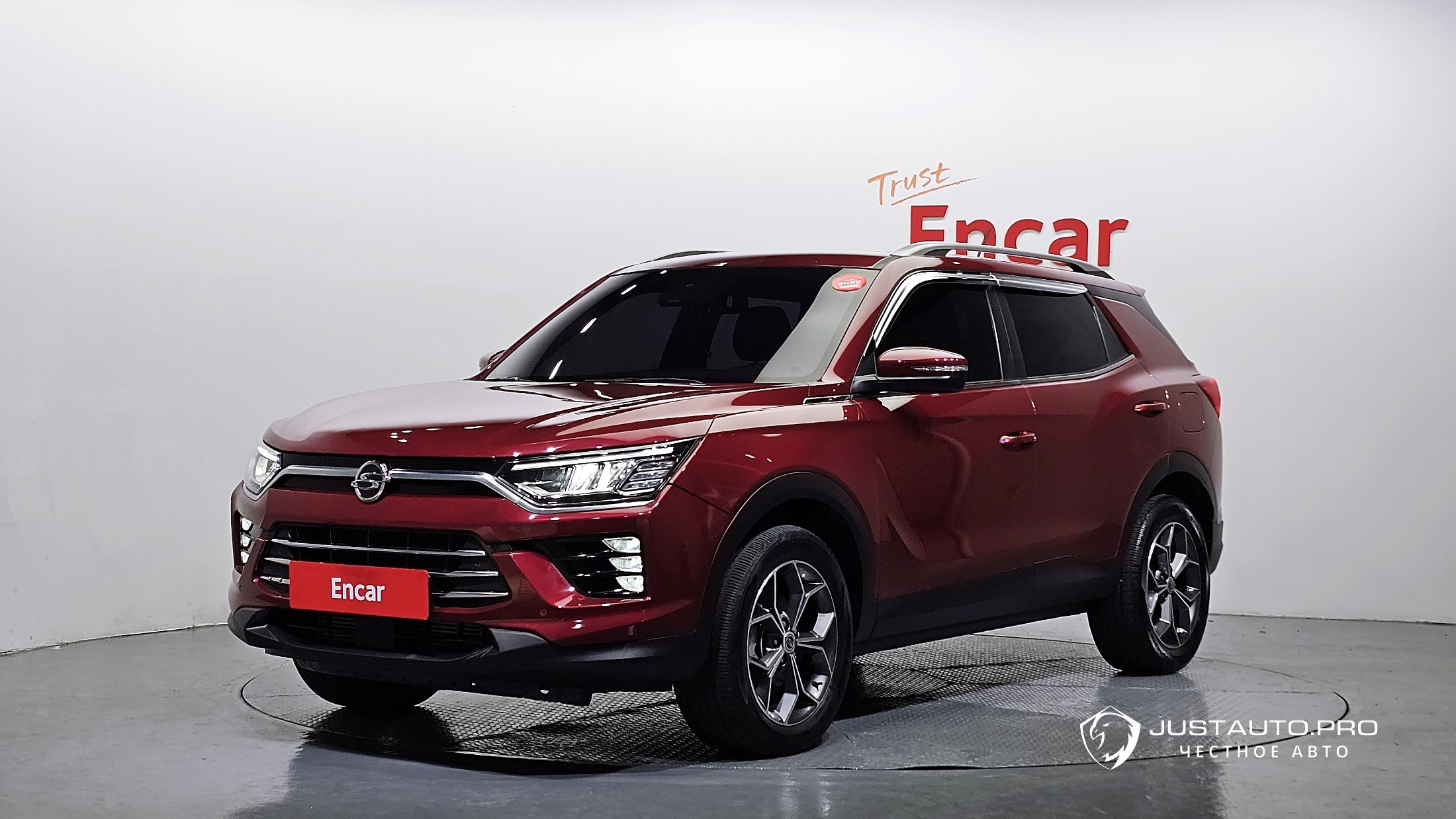 Автомобиль KG_Mobility_Ssangyong KORANDO