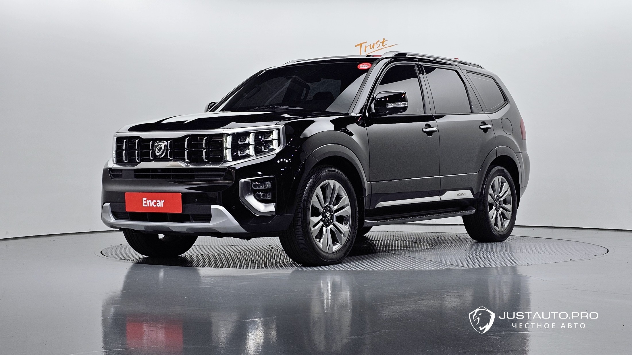 Автомобиль Kia Mohave