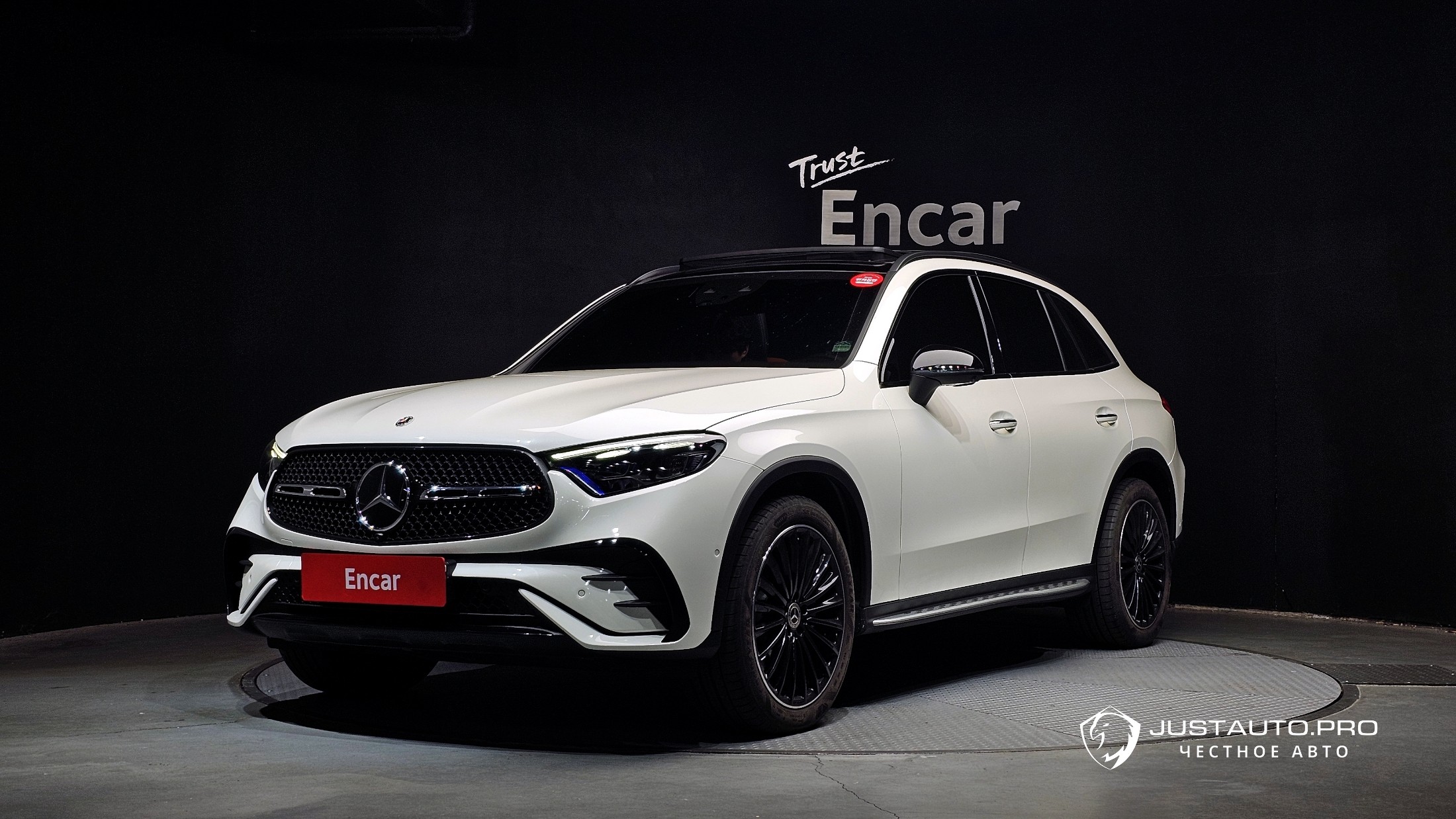Автомобиль Mercedes-Benz GLC-Class