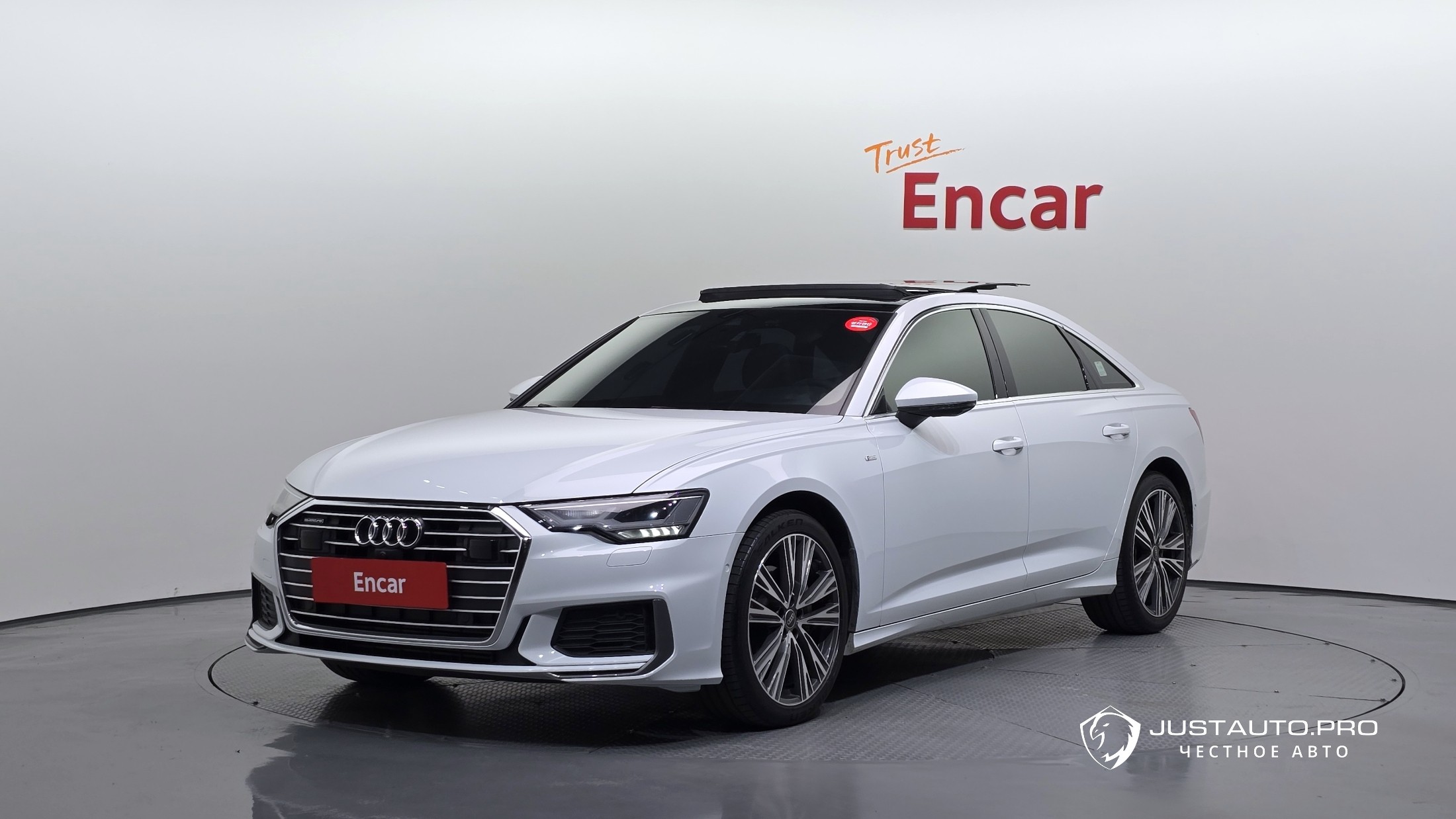 Автомобиль Audi A6