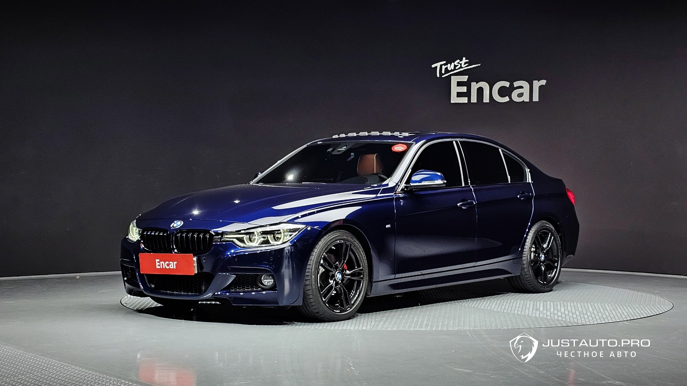 Автомобиль BMW 3-Series