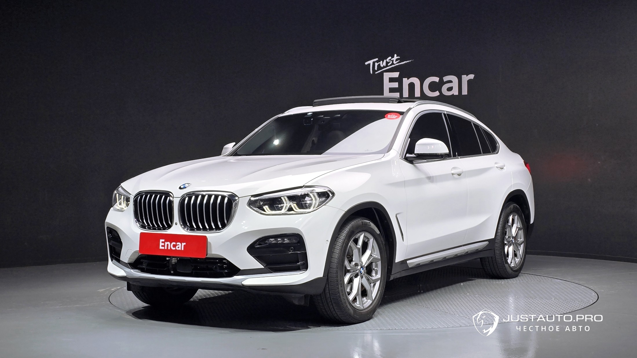 Автомобиль BMW X4