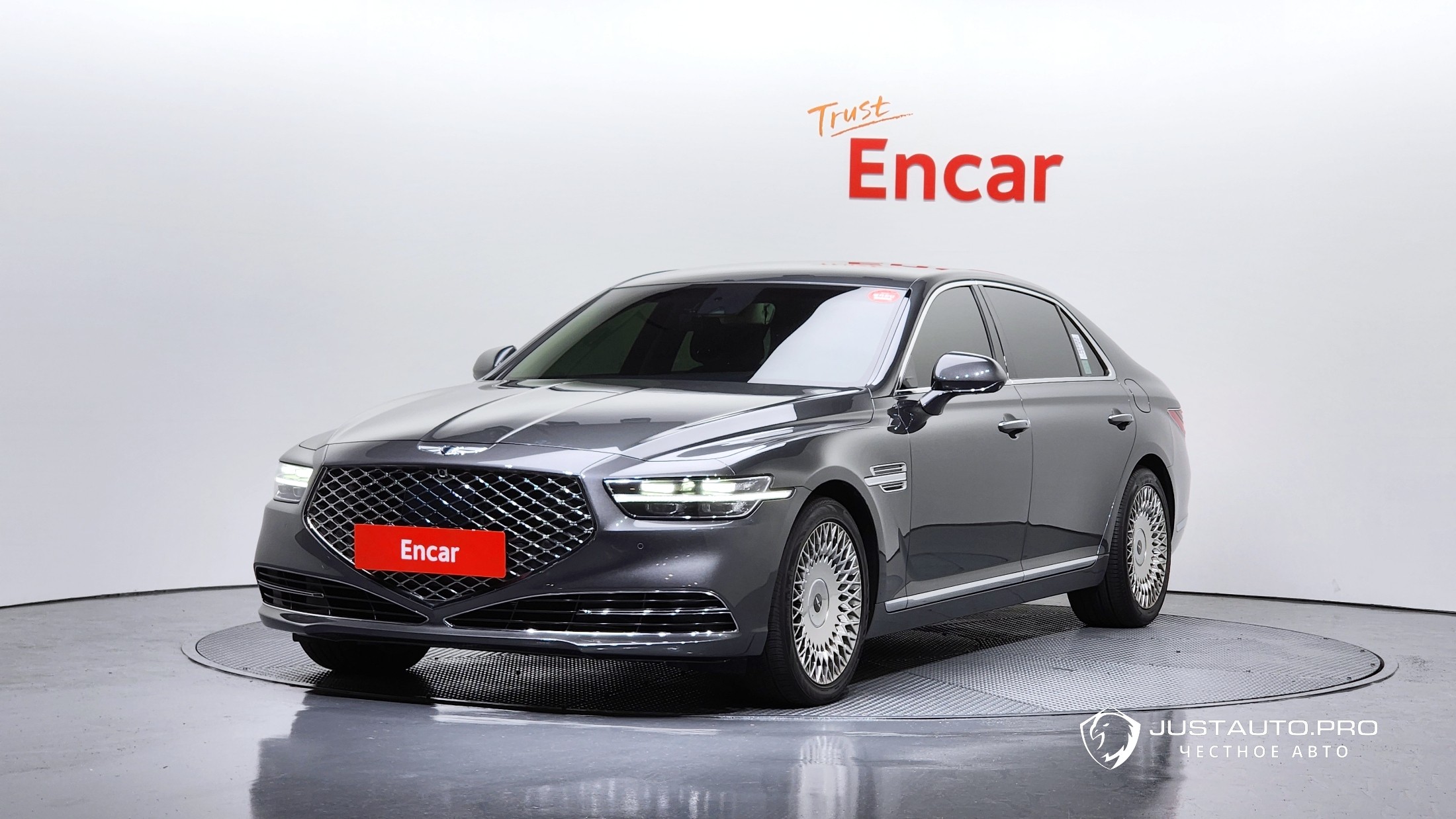 Автомобиль Genesis G90