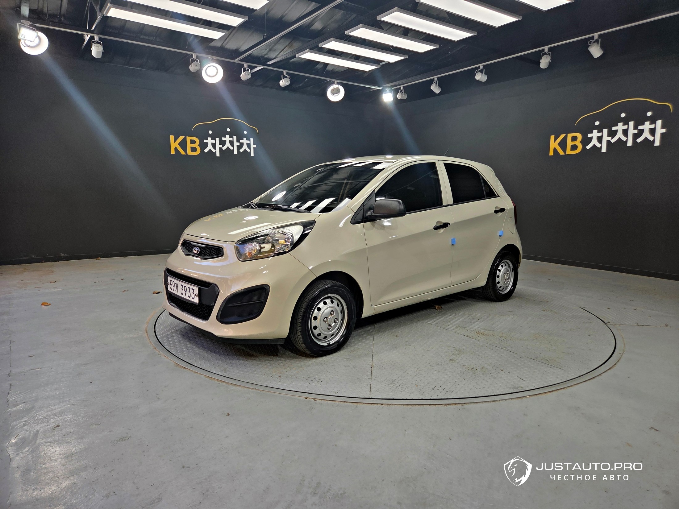 Автомобиль Kia morning