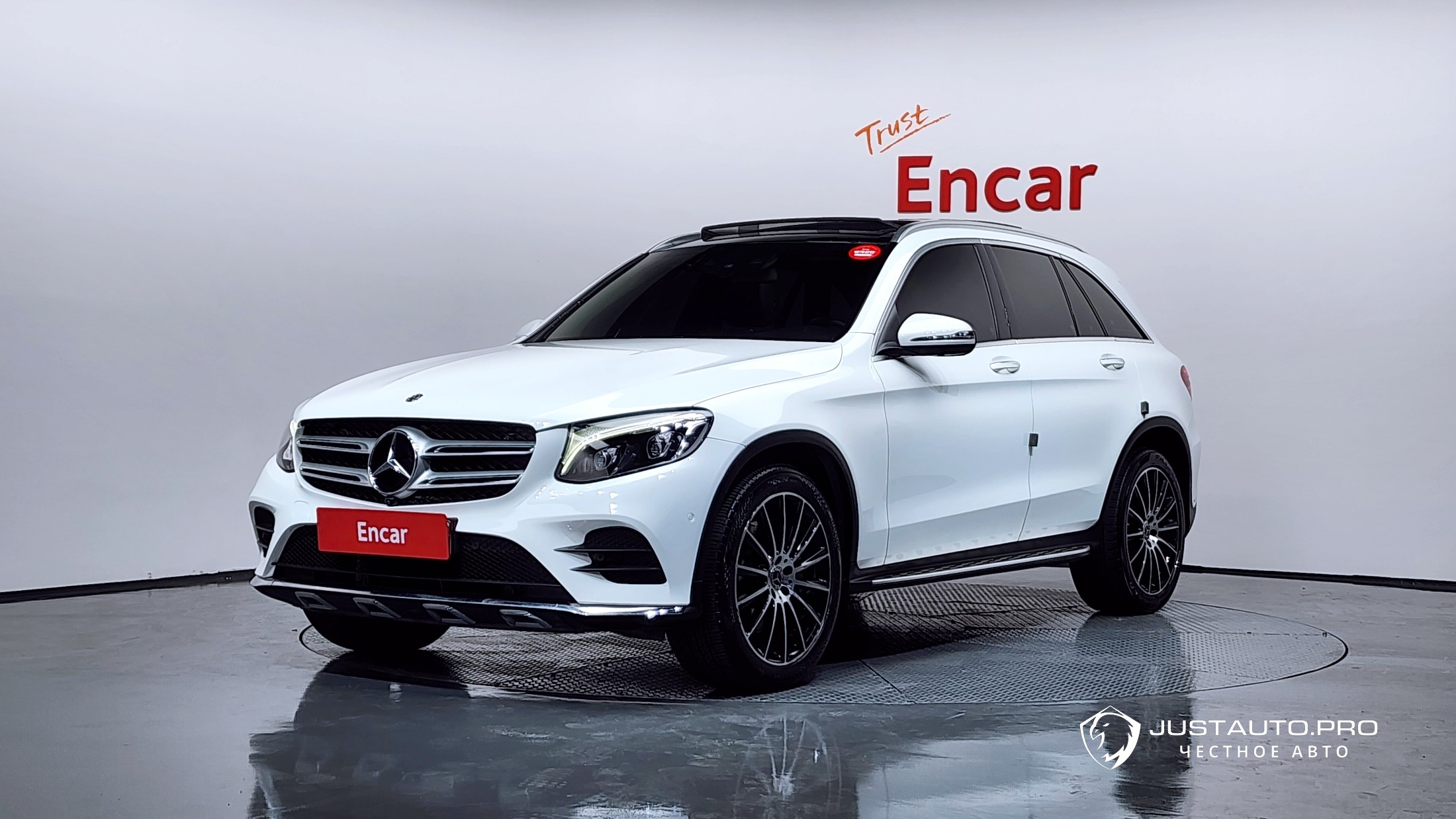 Автомобиль Mercedes-Benz GLC-Class