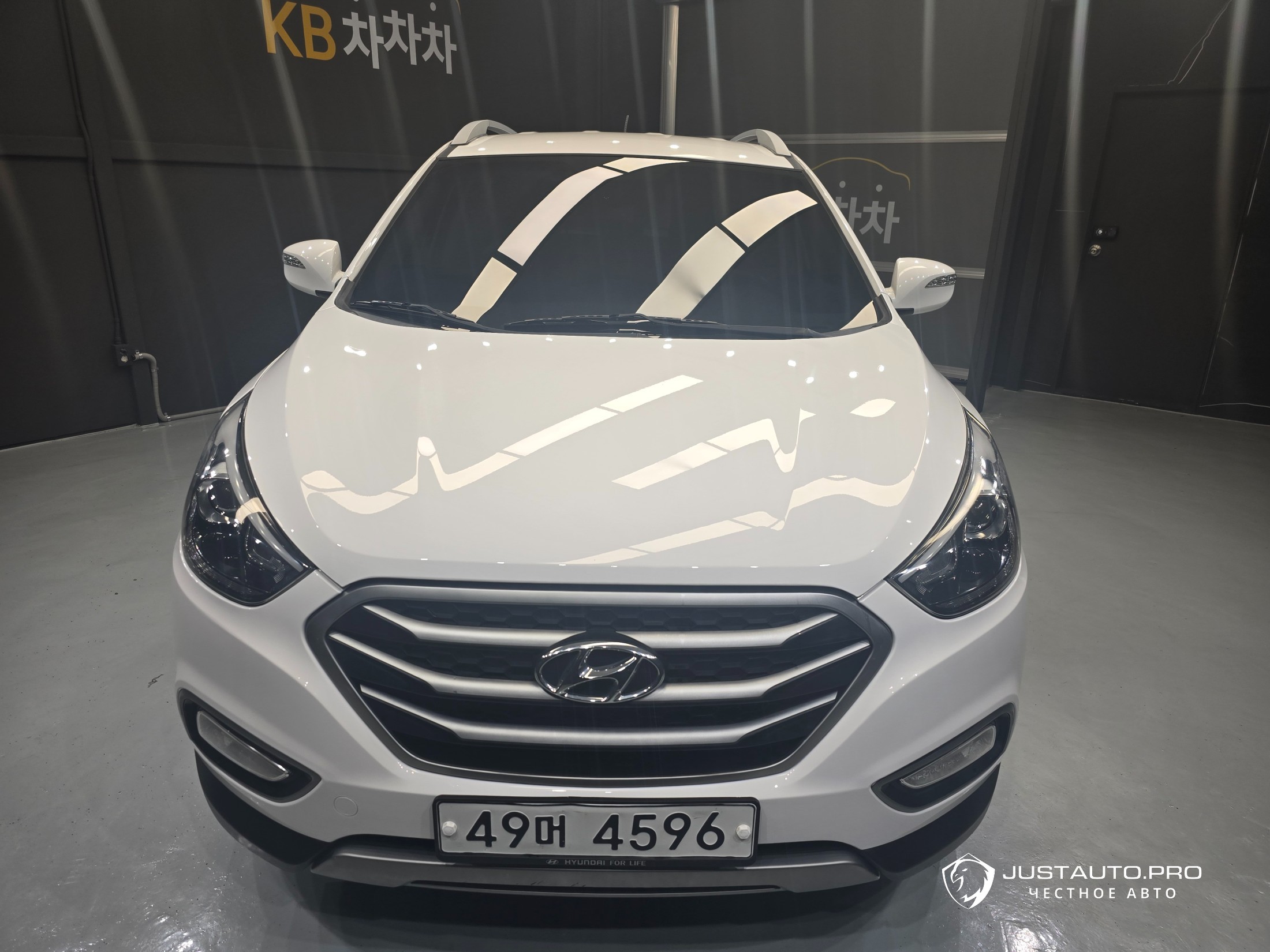 Автомобиль Hyundai Tucson