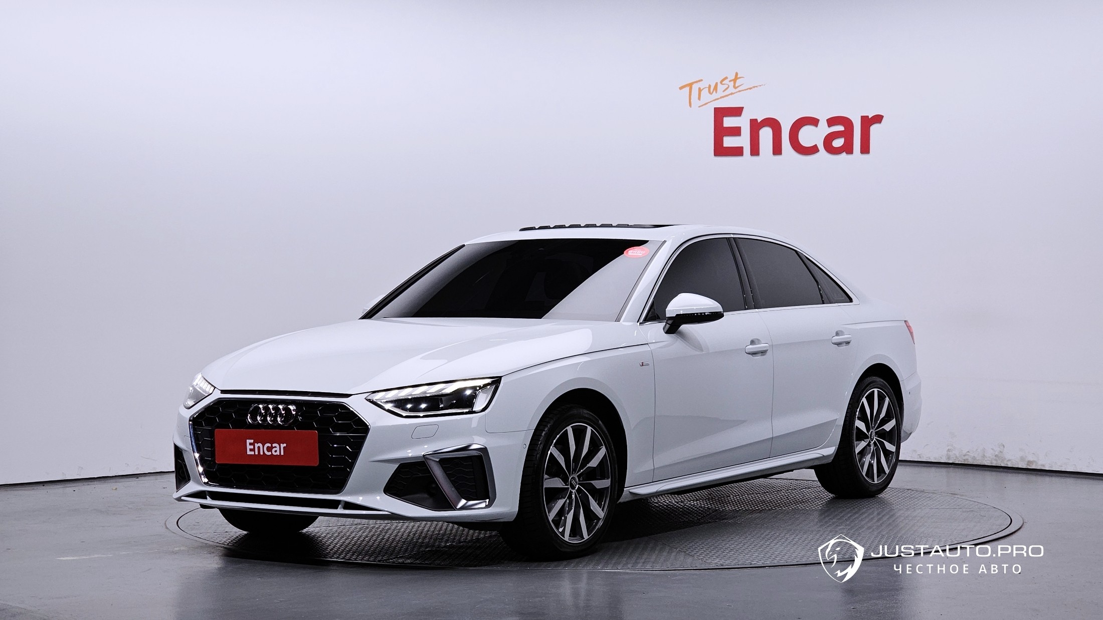 Автомобиль Audi A4