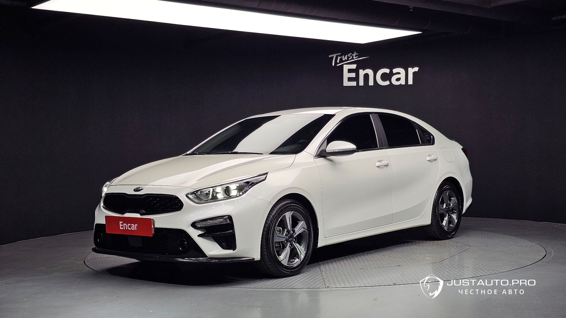 Автомобиль Kia K3