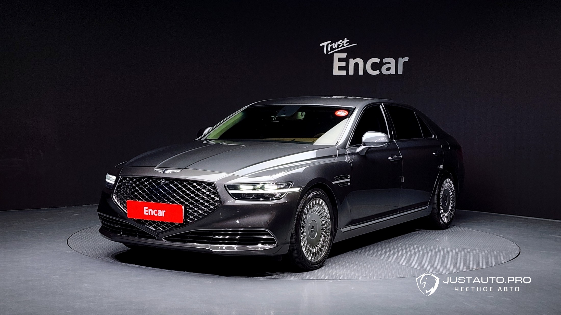 Автомобиль Genesis G90