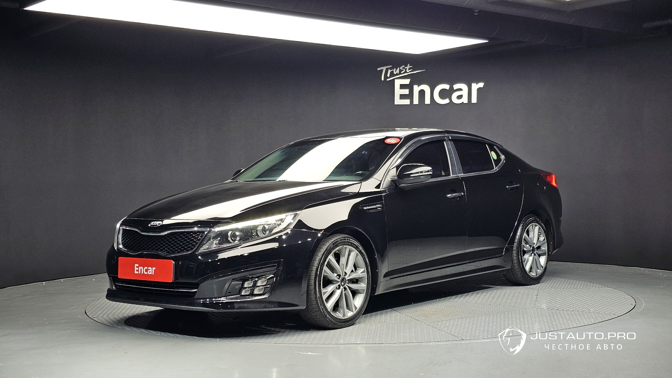 Автомобиль Kia K5