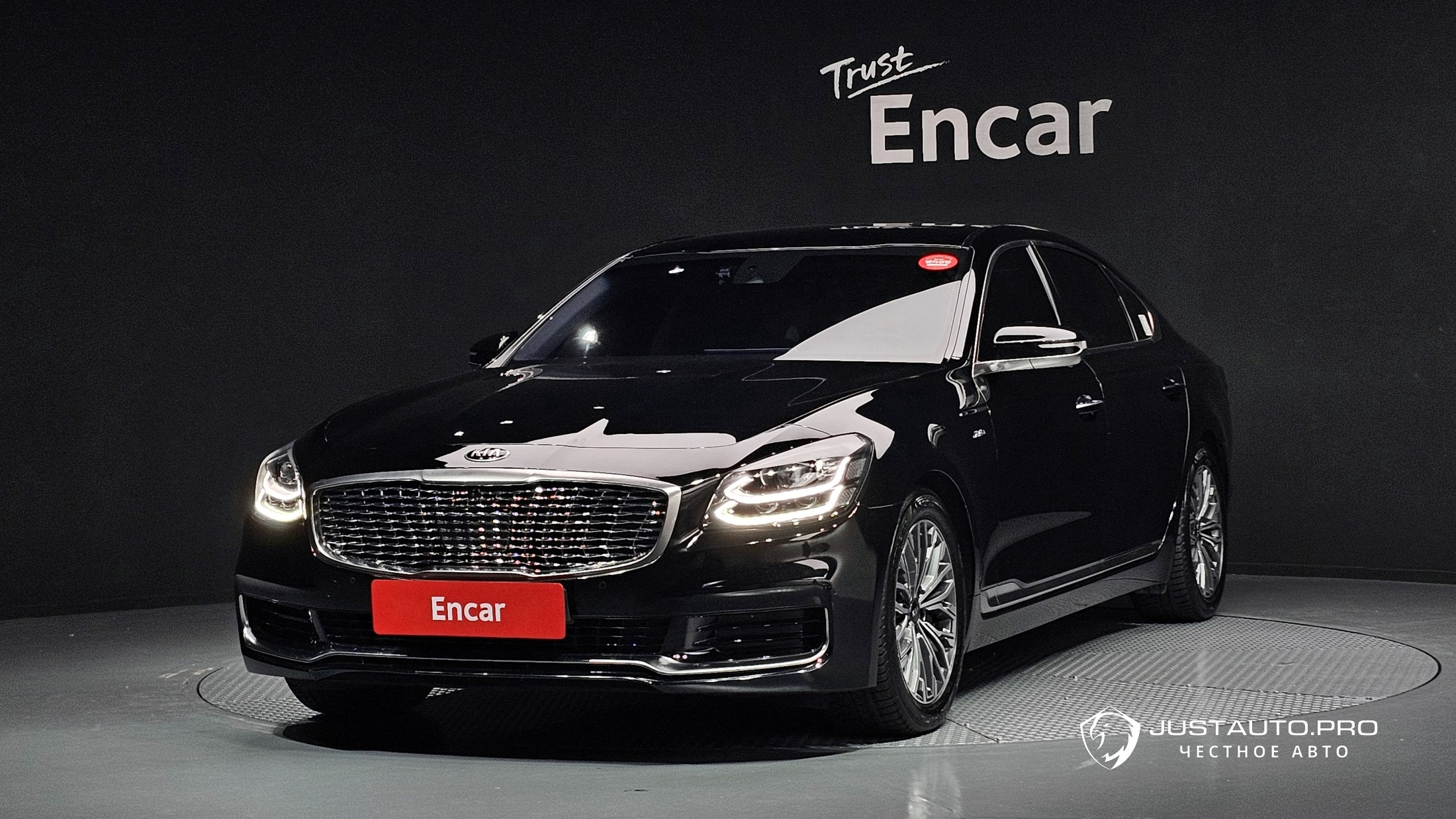 Автомобиль Kia K9