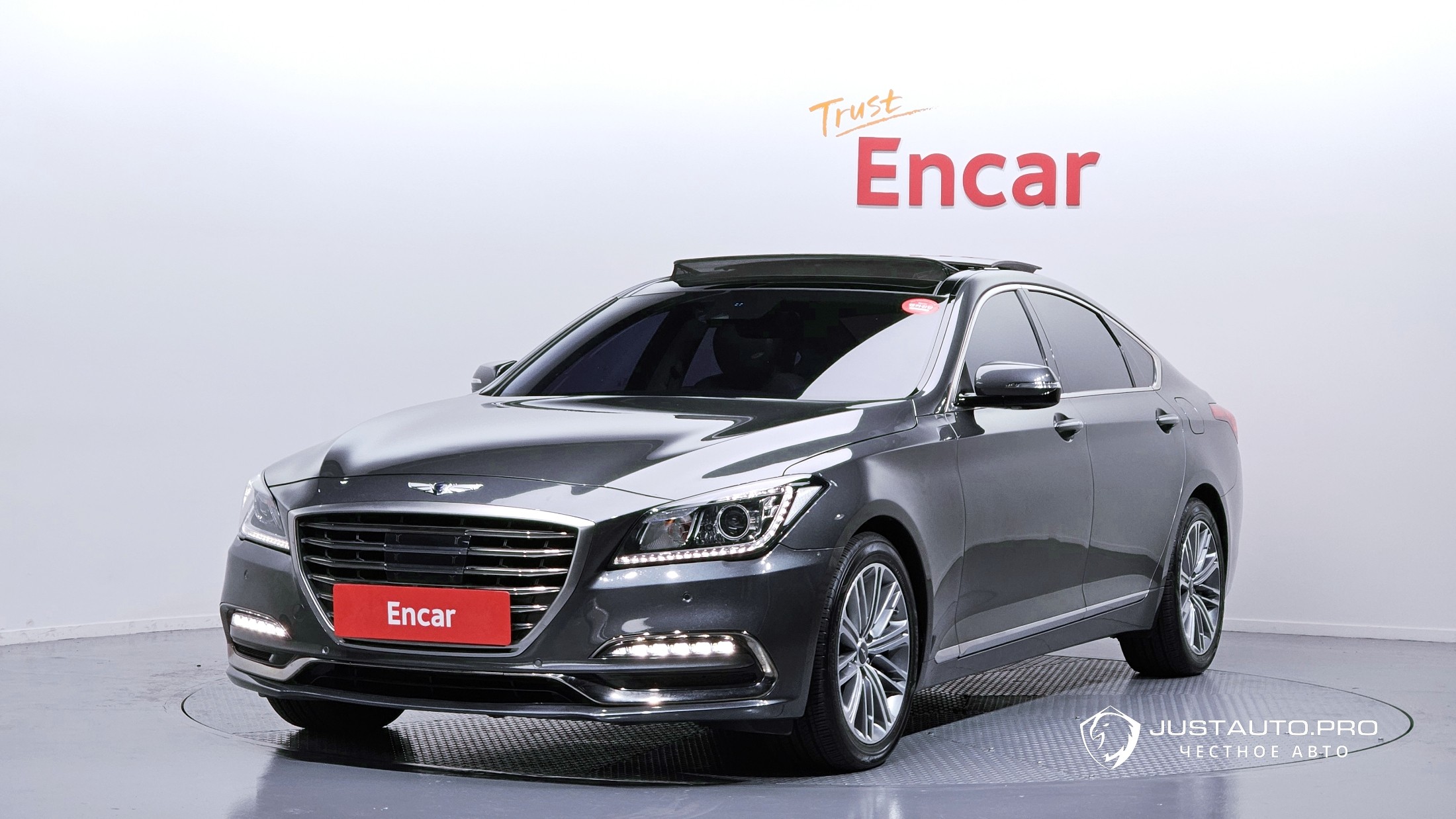 Автомобиль Genesis G80