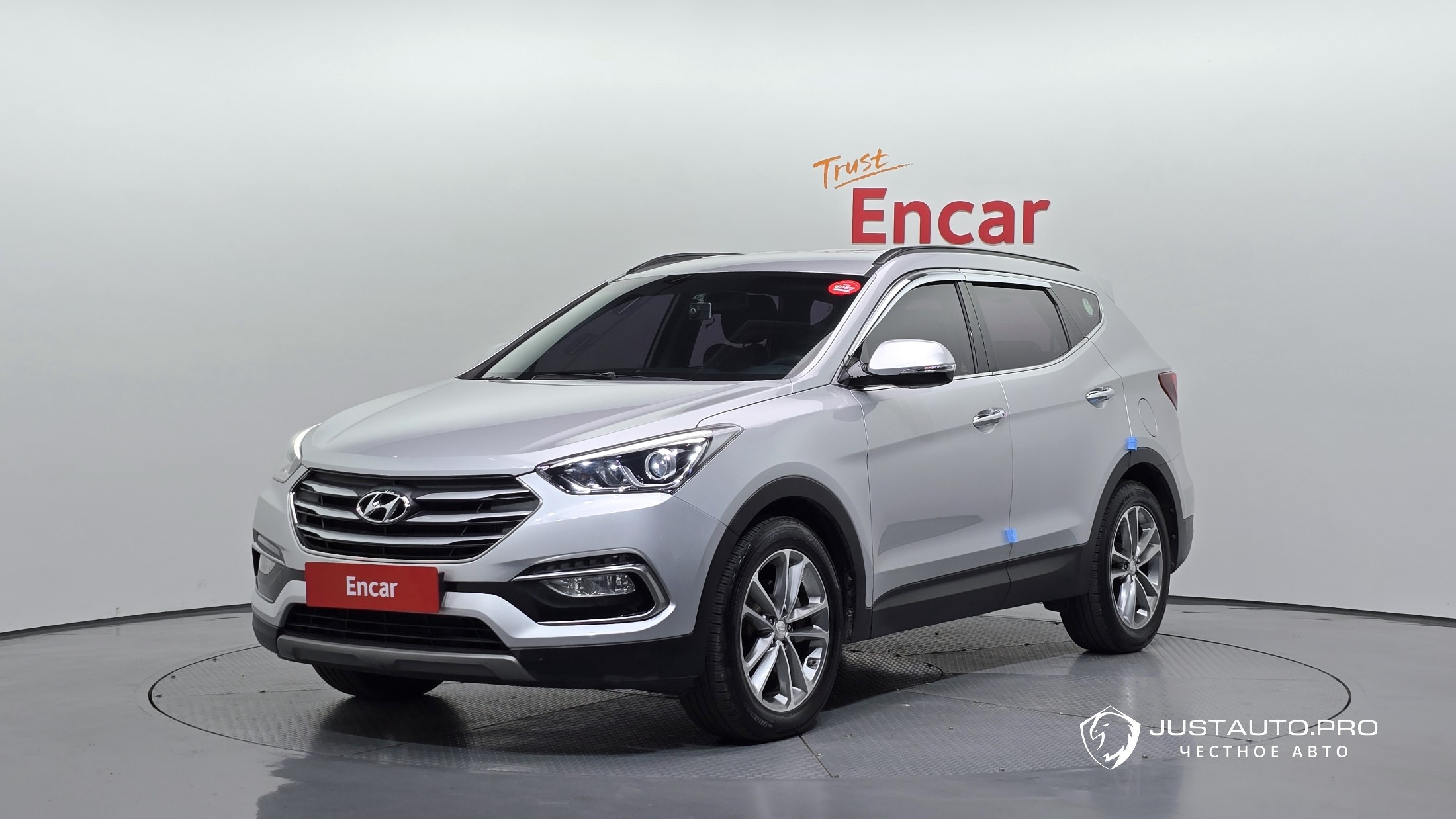 Автомобиль Hyundai Santafe