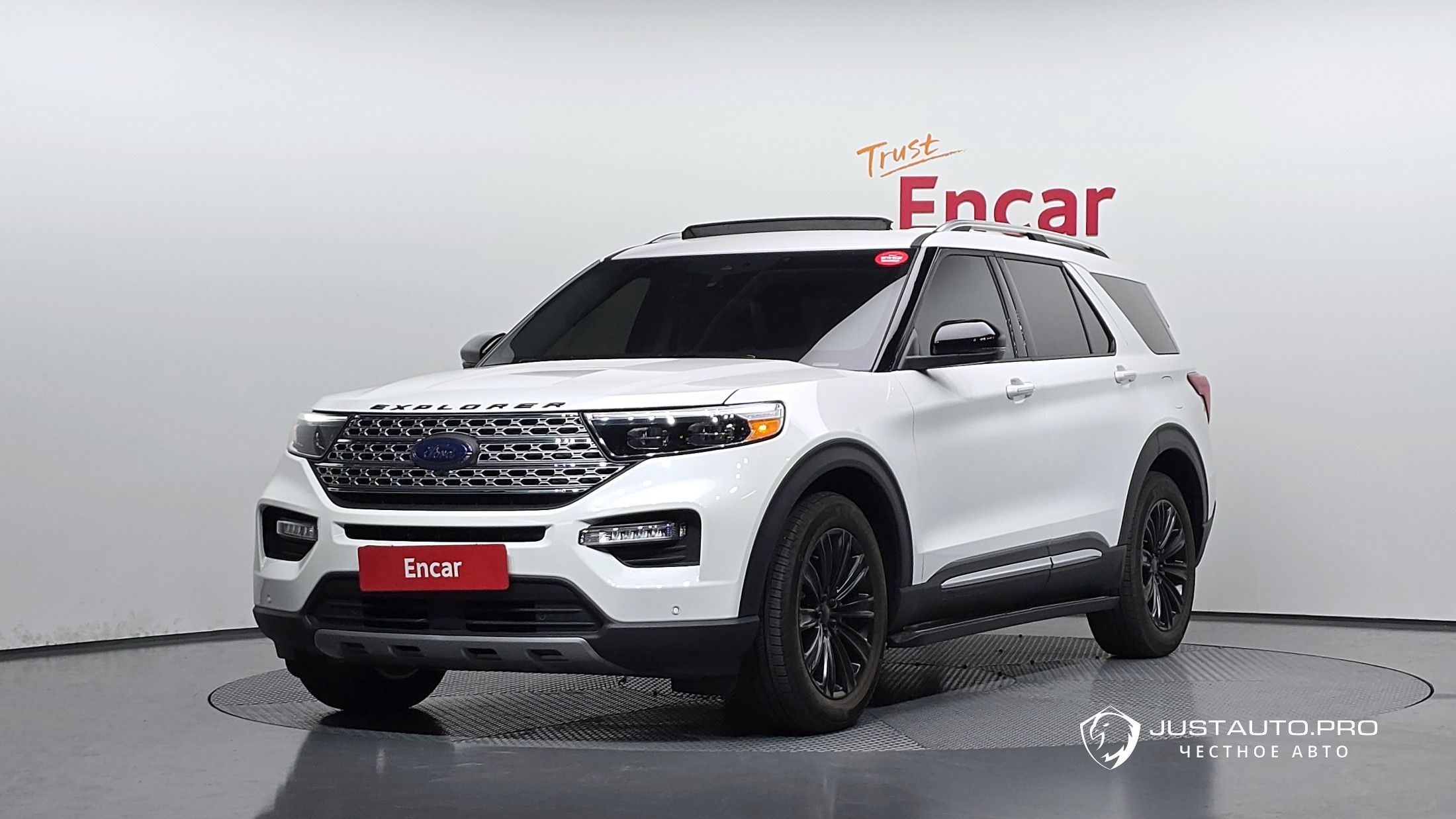 Автомобиль Ford Explorer