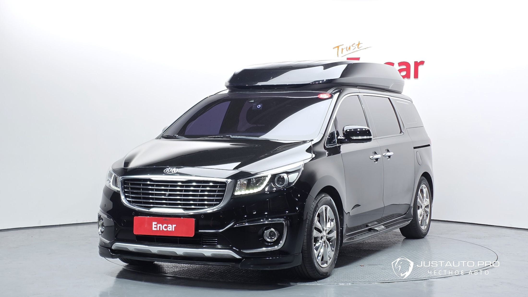 Автомобиль Kia Canival