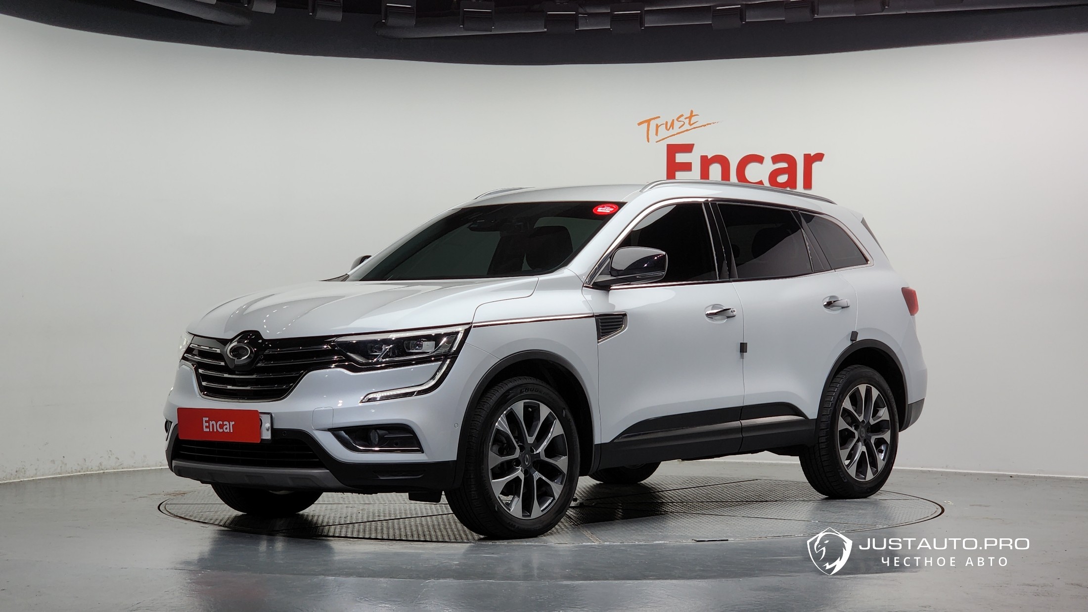 Автомобиль Renault-KoreaSamsung QM6