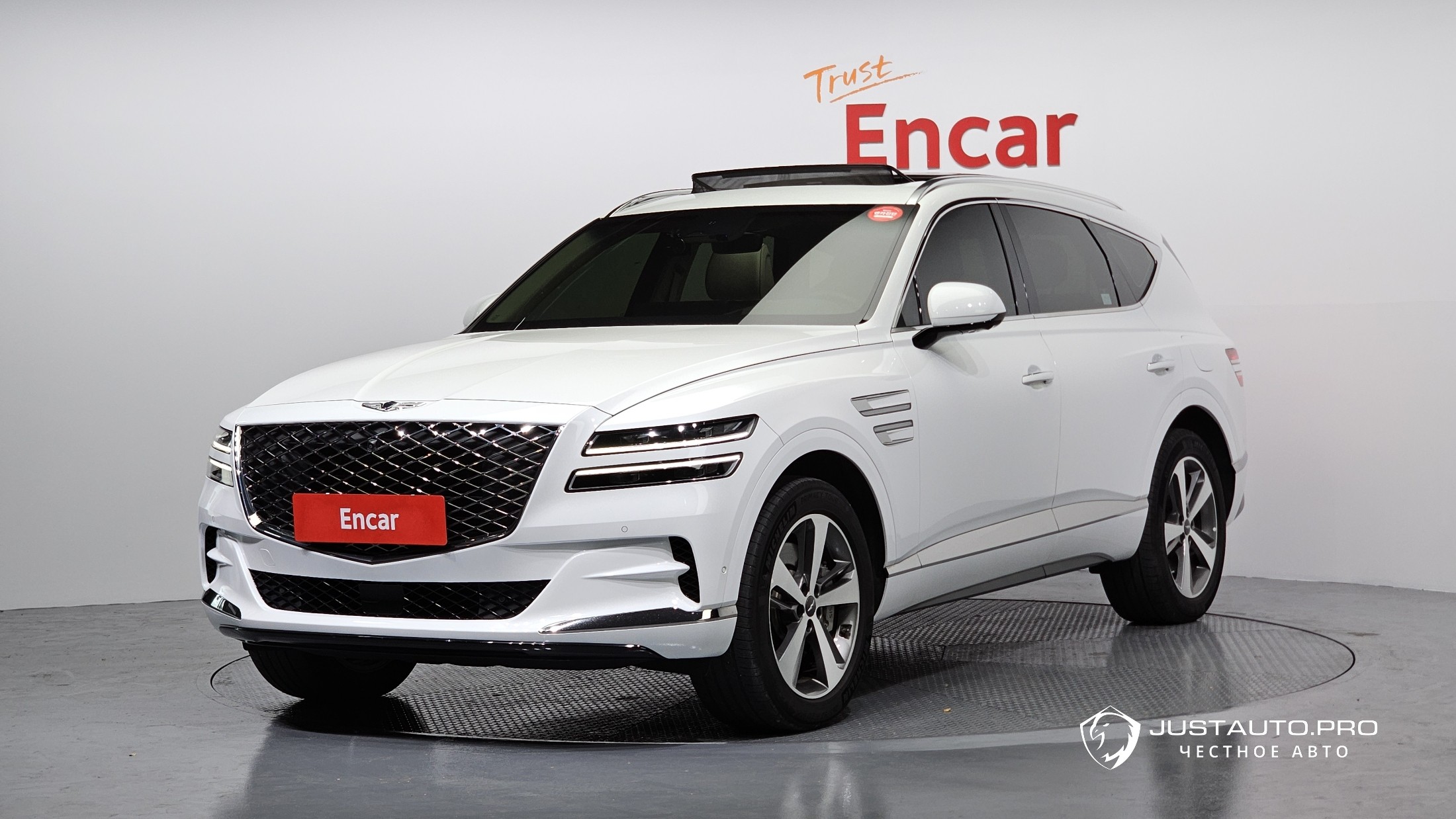 Автомобиль Genesis GV80