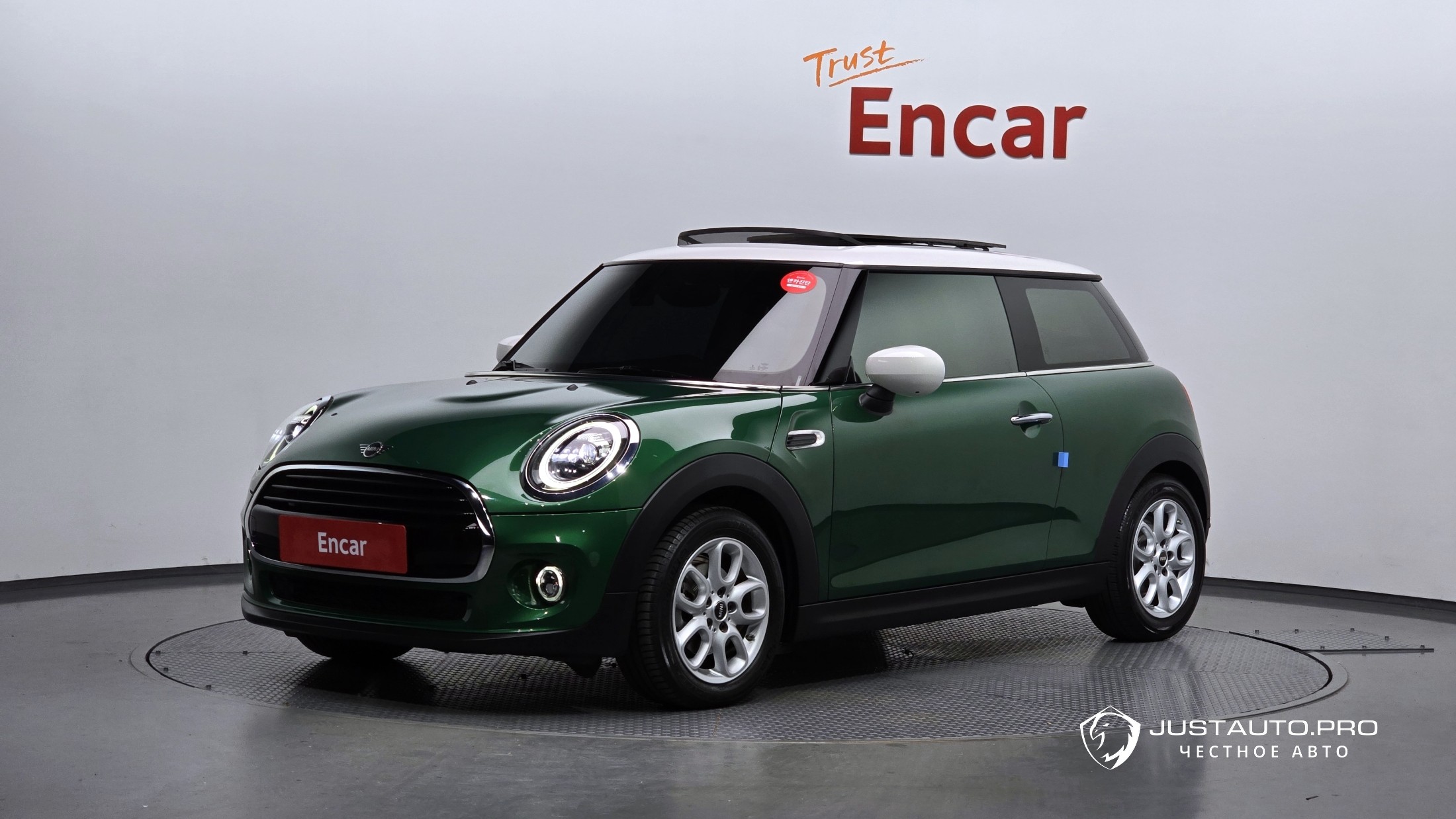 Автомобиль Mini Cooper