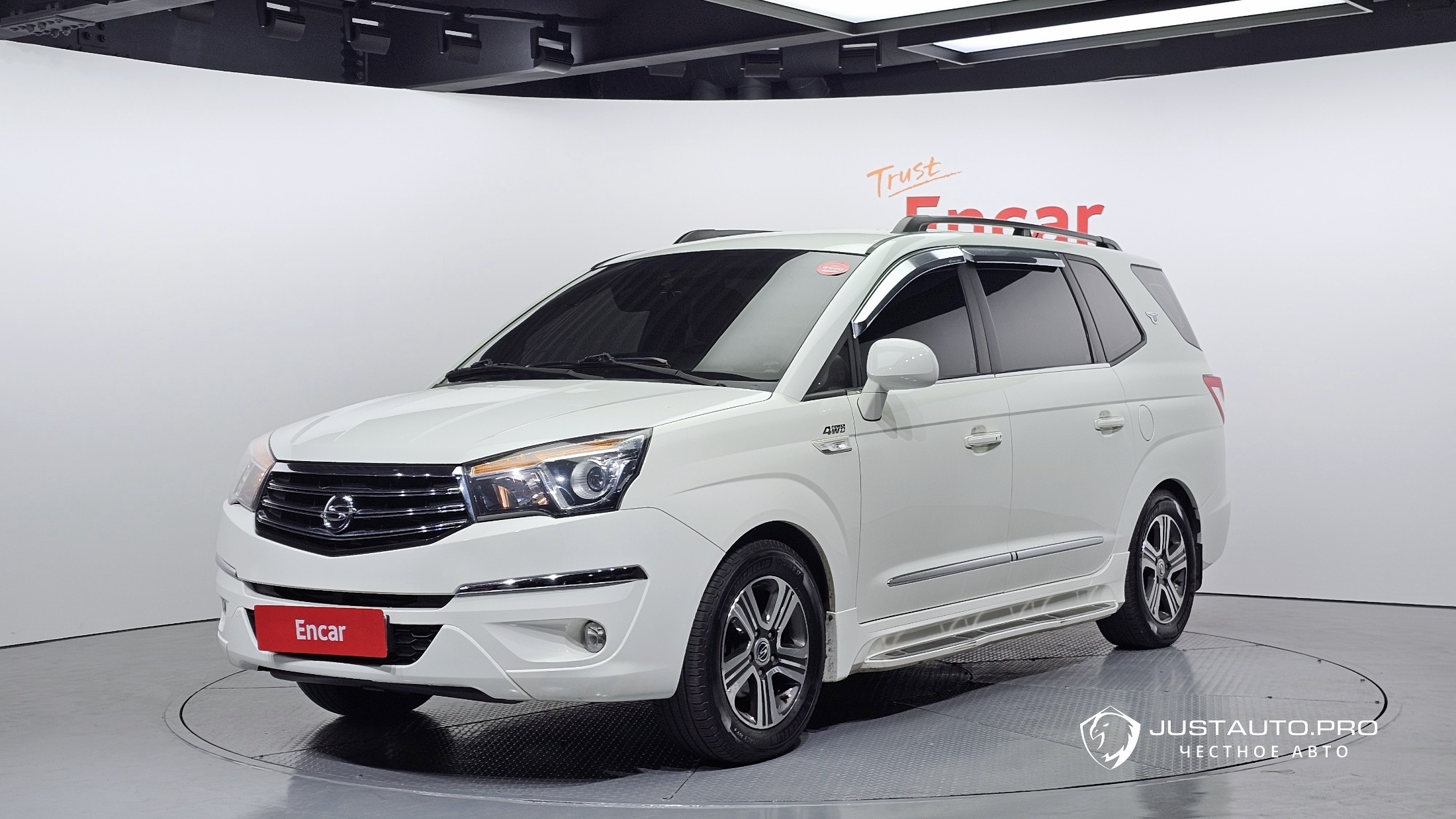 Автомобиль KG_Mobility_Ssangyong KORANDO
