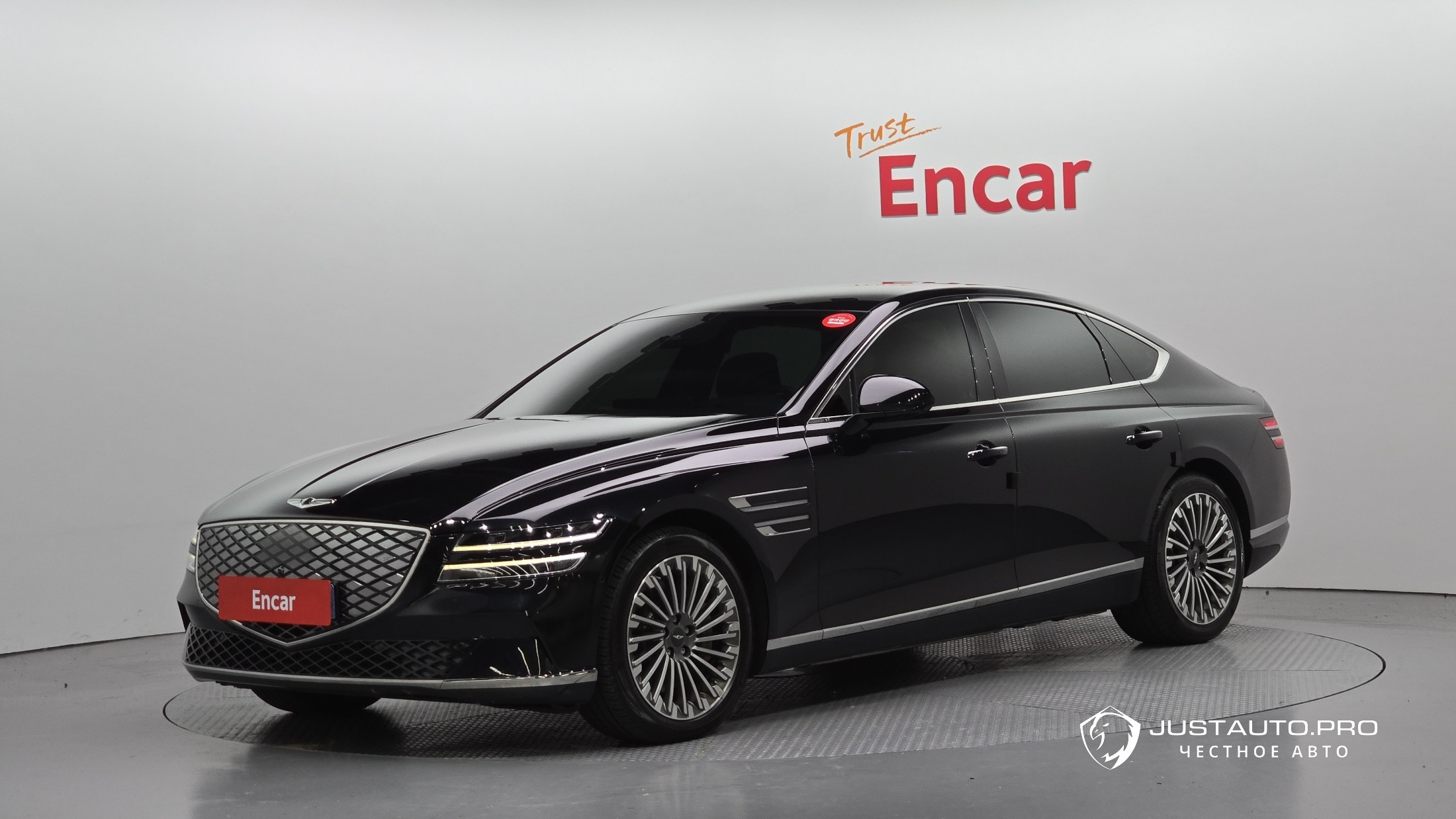 Автомобиль Genesis G80