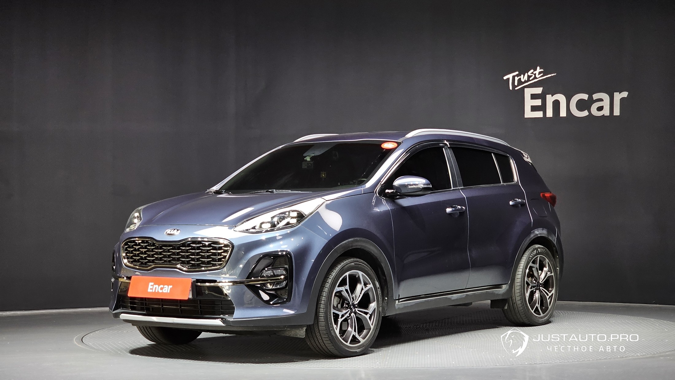 Автомобиль Kia Sportage