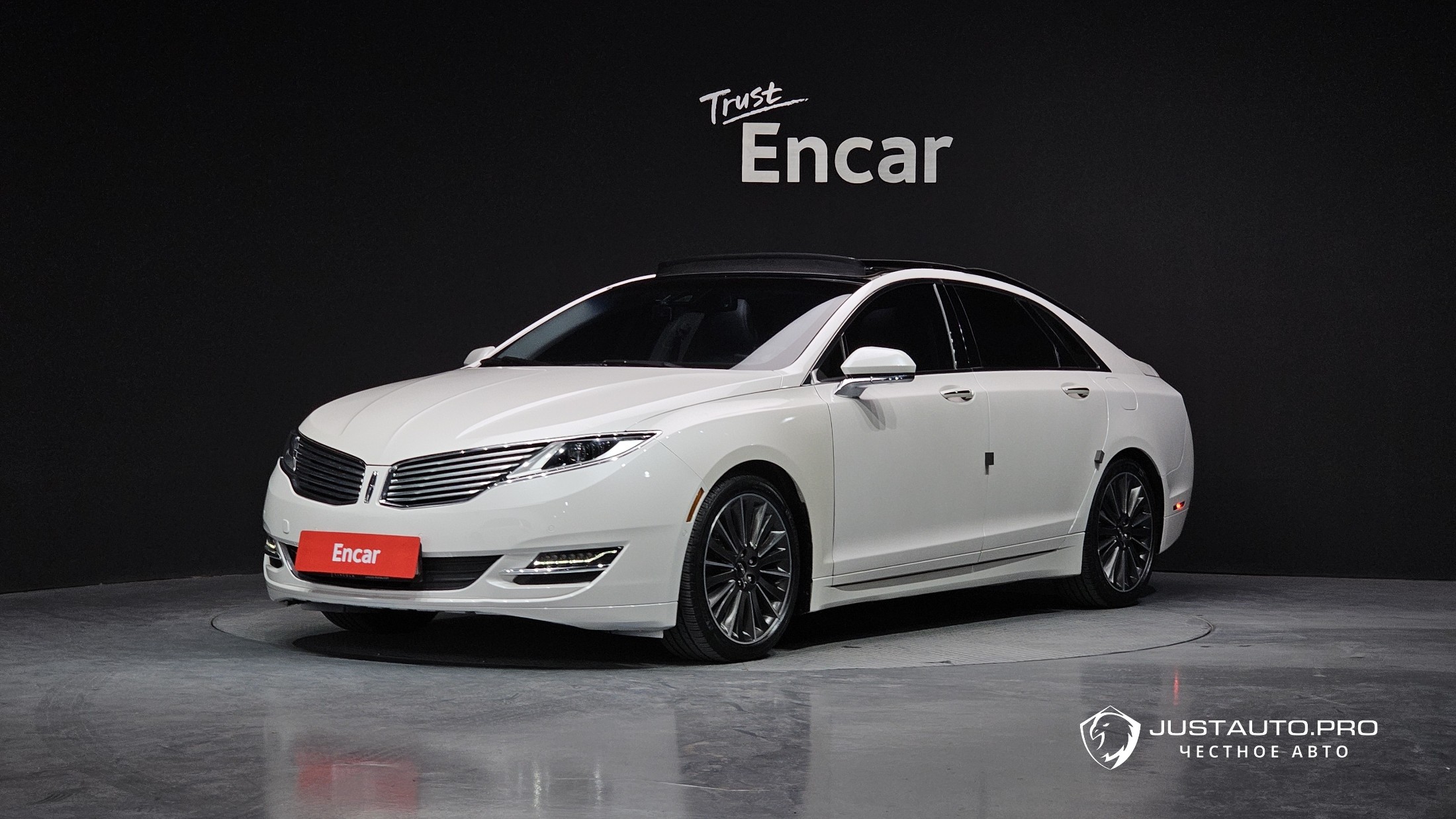 Автомобиль Lincoln MKZ