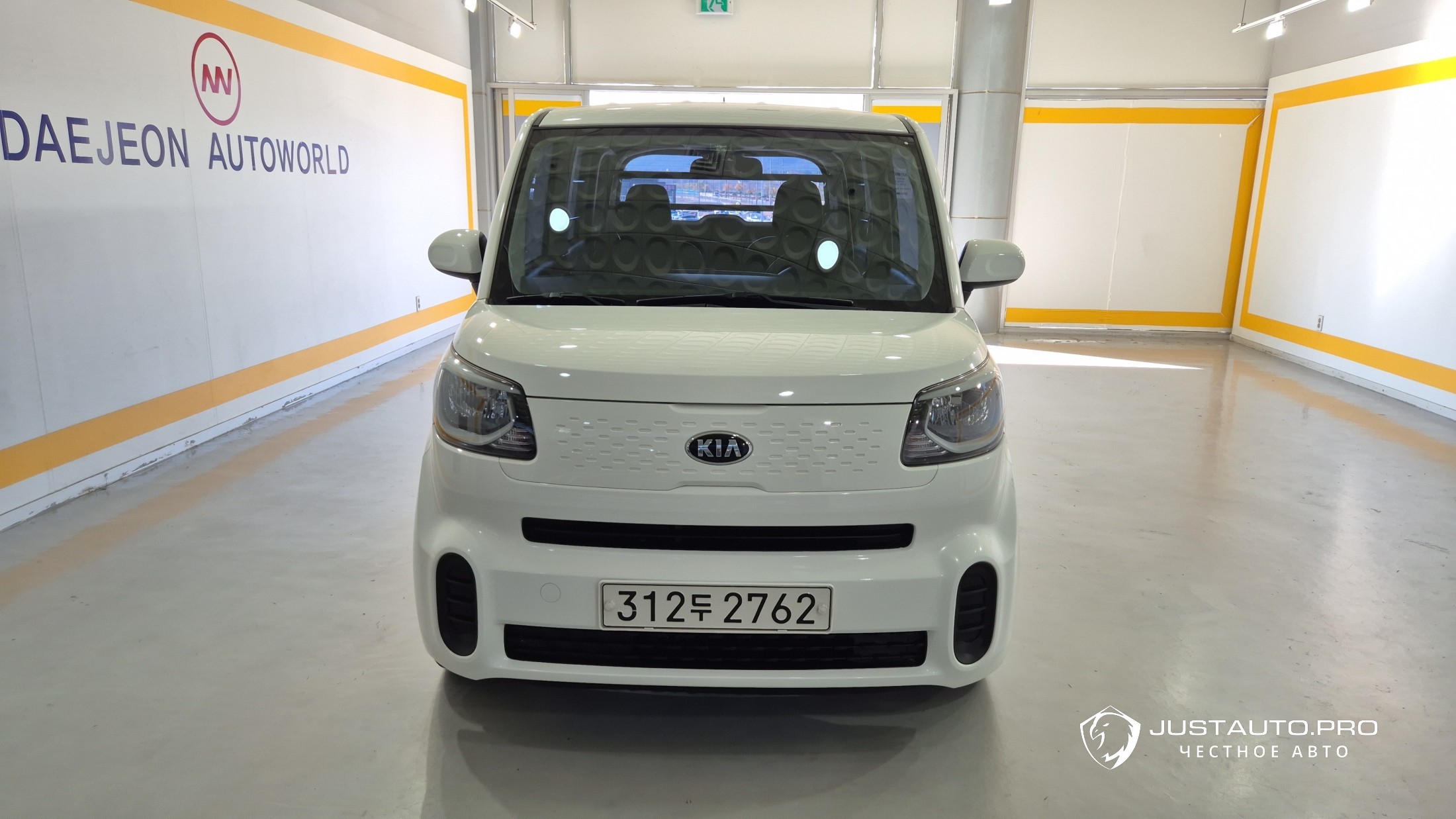 Автомобиль Kia RAY