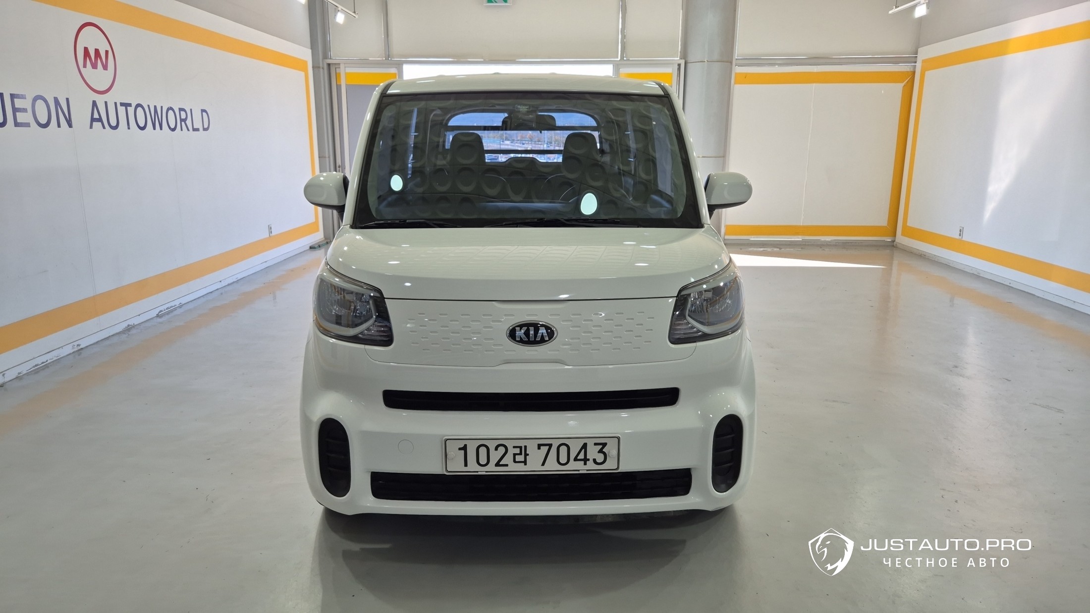 Автомобиль Kia RAY