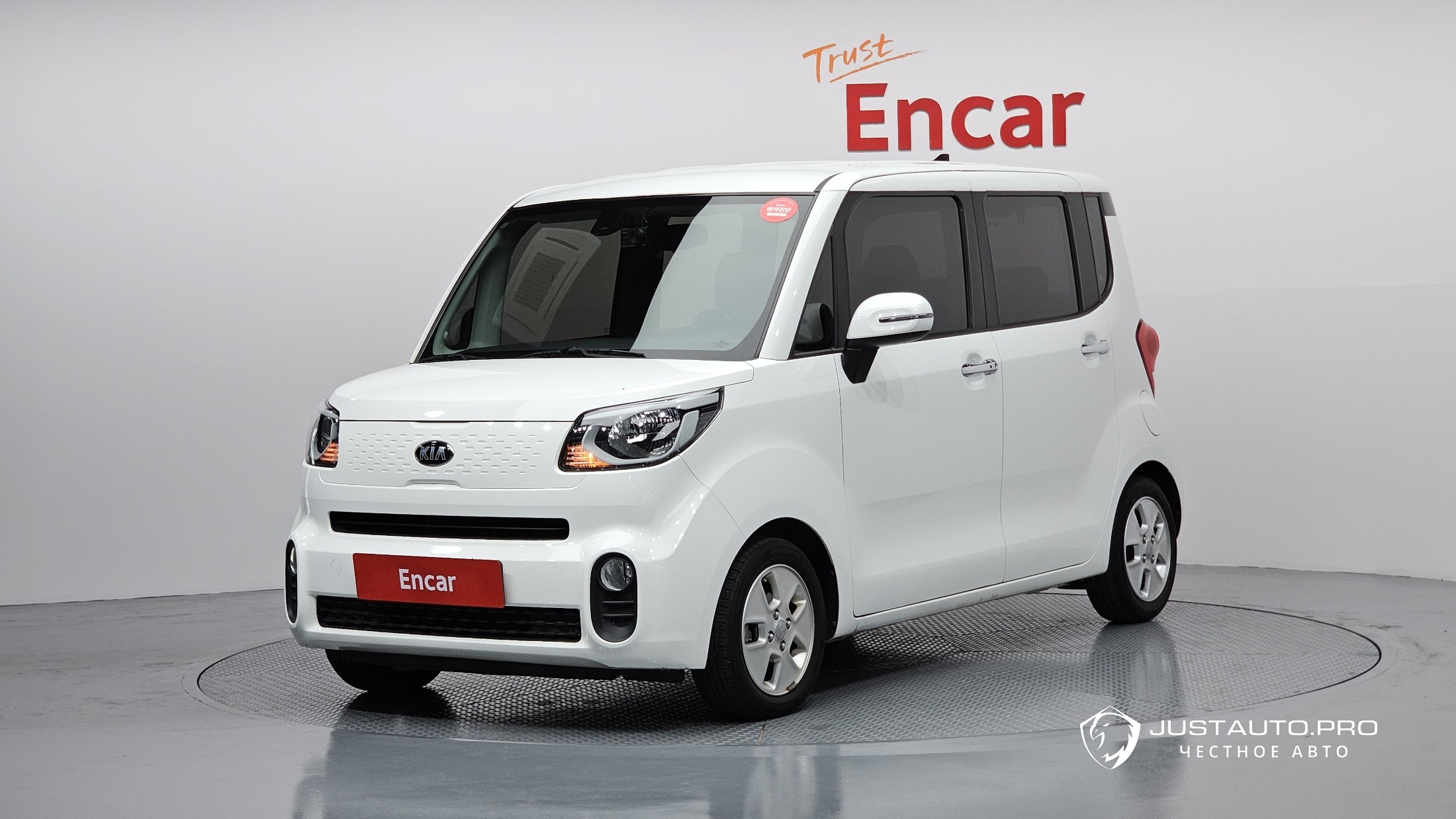 Автомобиль Kia RAY