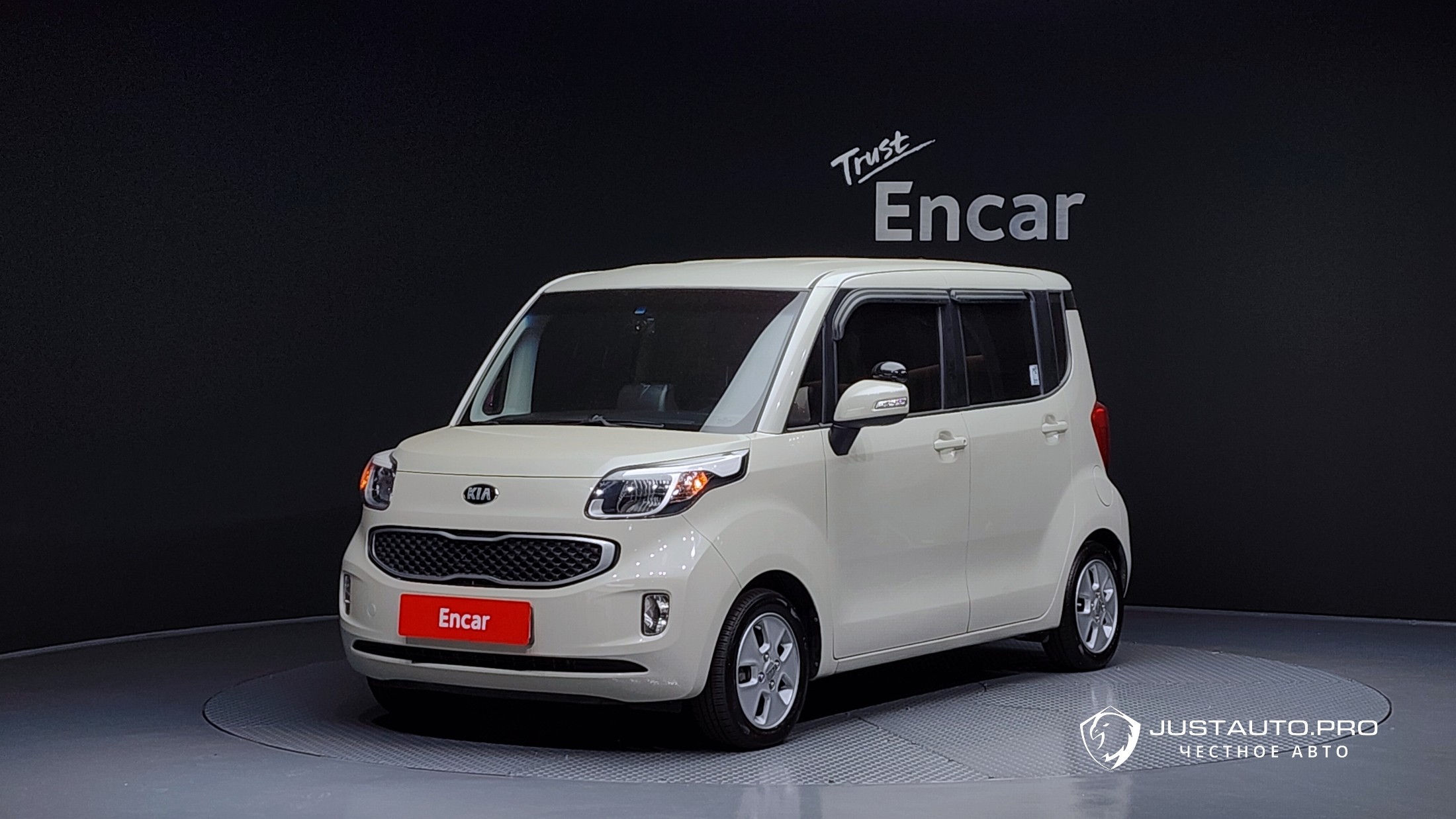 Автомобиль Kia RAY