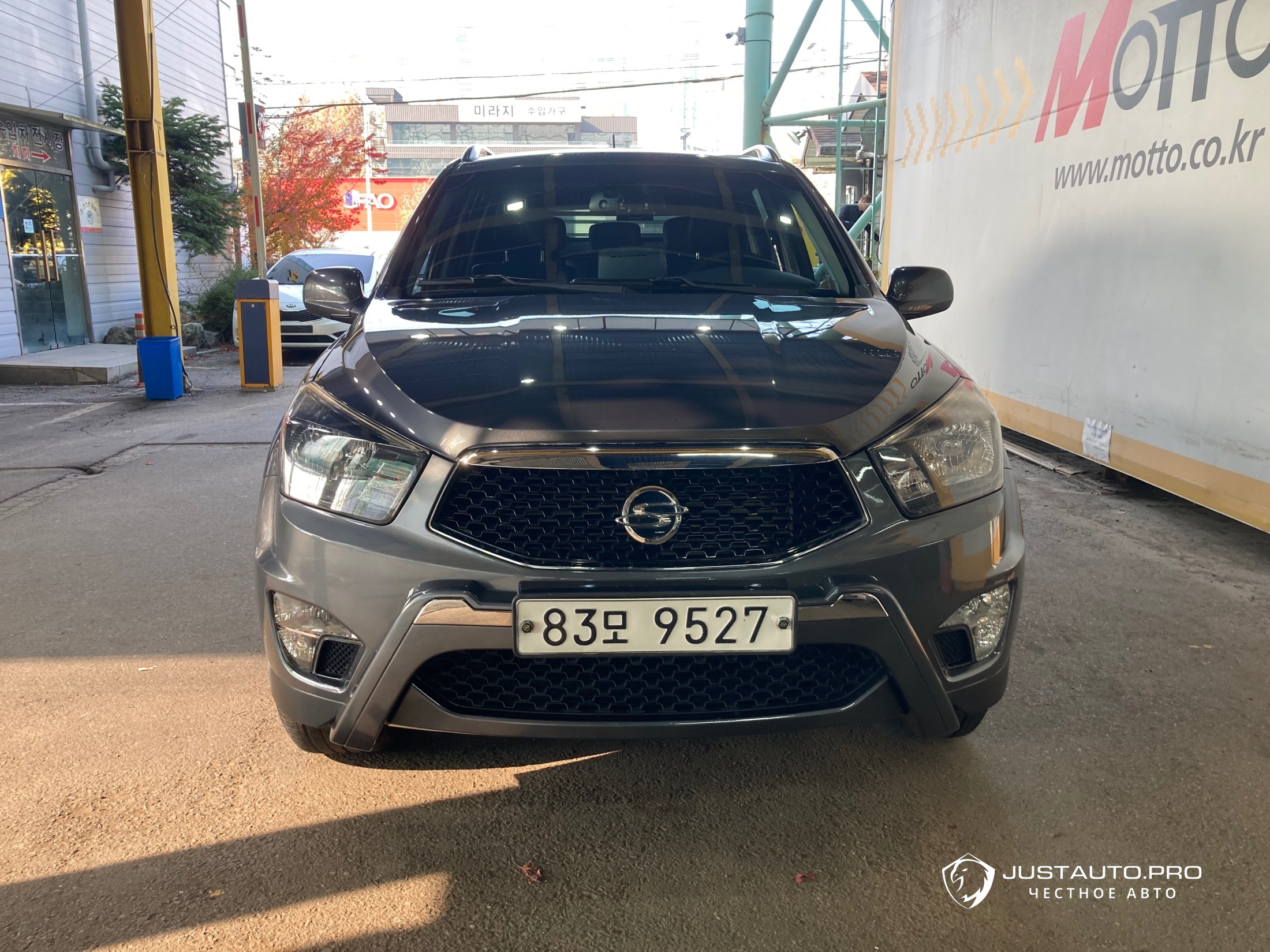 Автомобиль KG_Mobility_Ssangyong KORANDO