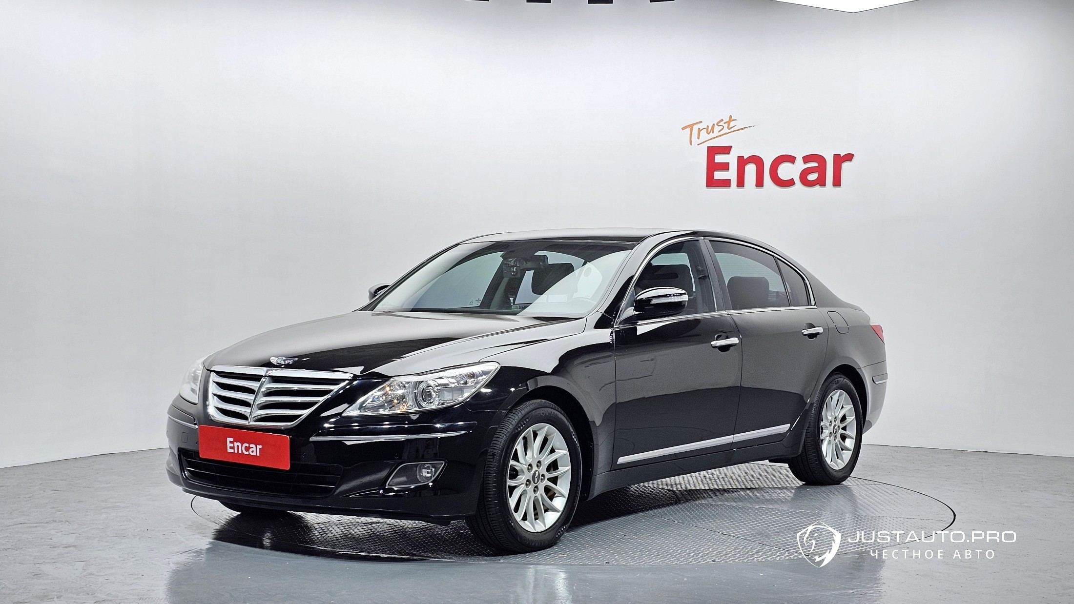 Автомобиль Hyundai Genesis