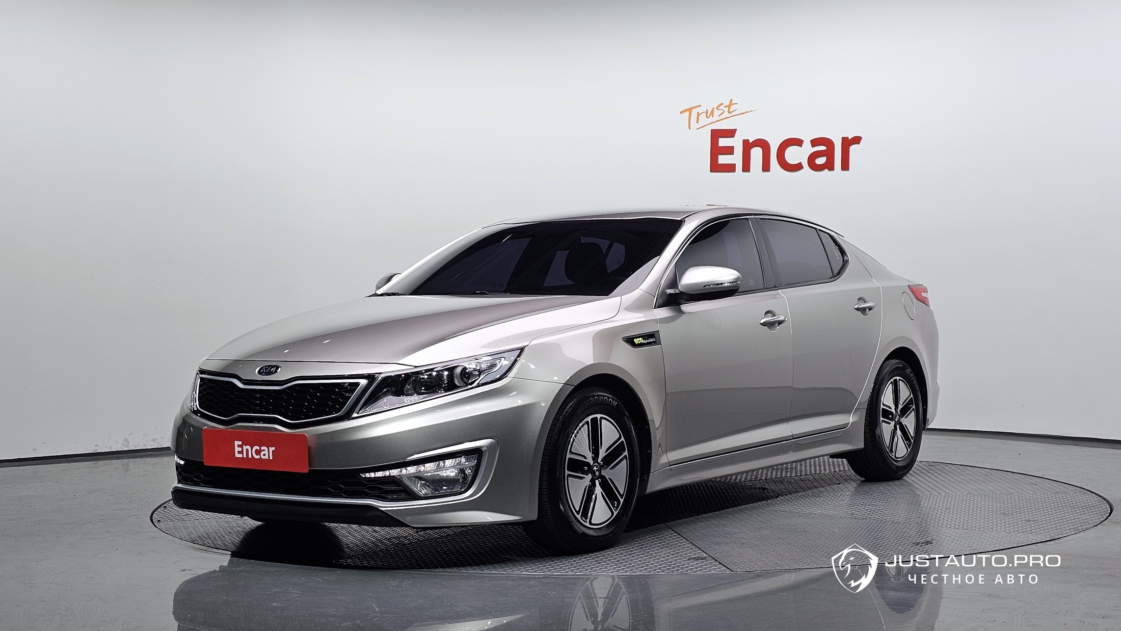 Автомобиль Kia K5