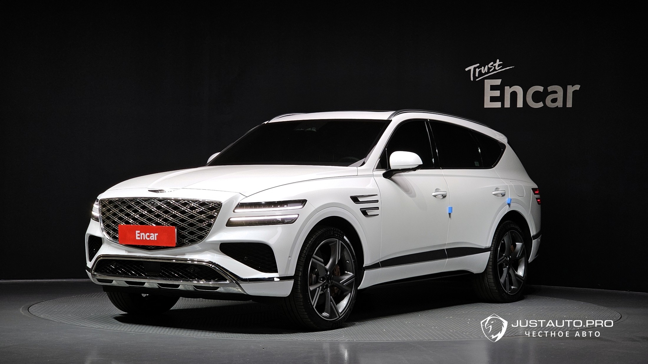 Автомобиль Genesis GV80