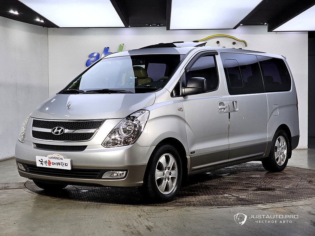 Автомобиль Hyundai Starex
