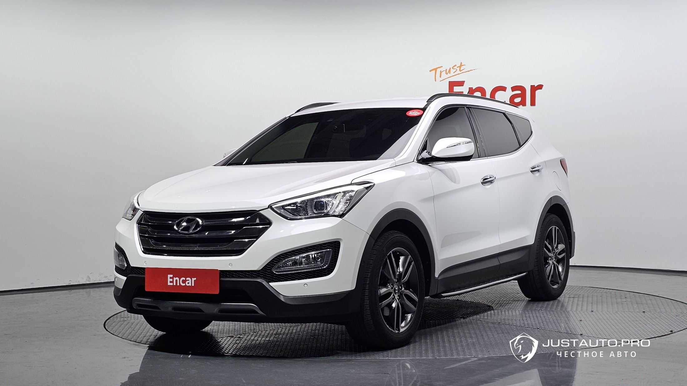 Автомобиль Hyundai Santafe