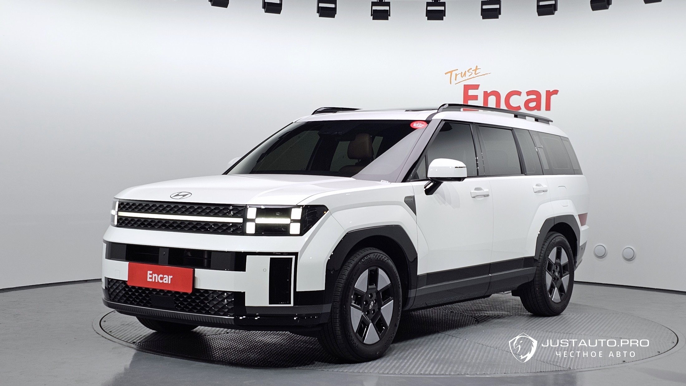 Автомобиль Hyundai Santafe