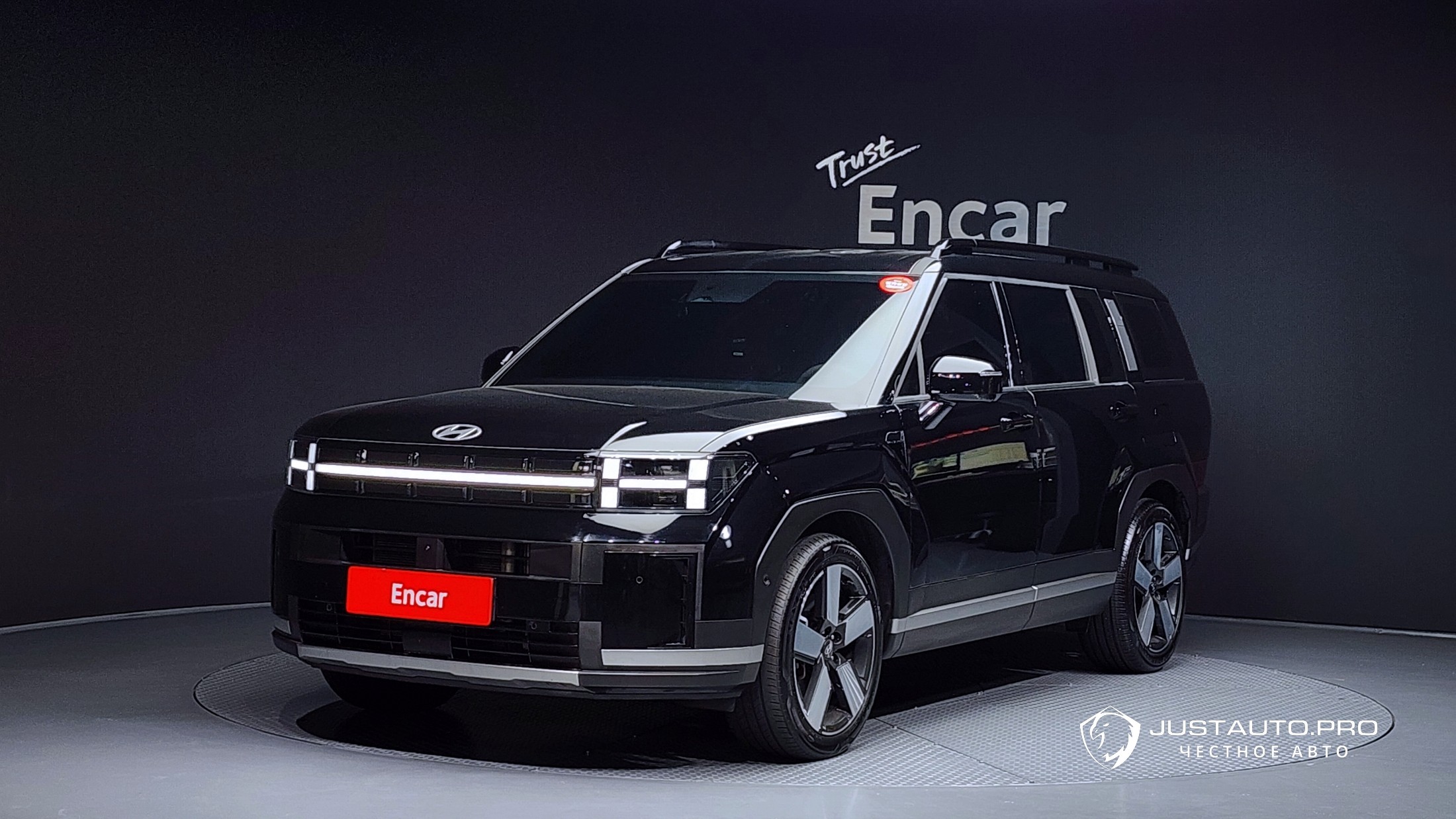 Автомобиль Hyundai Santafe