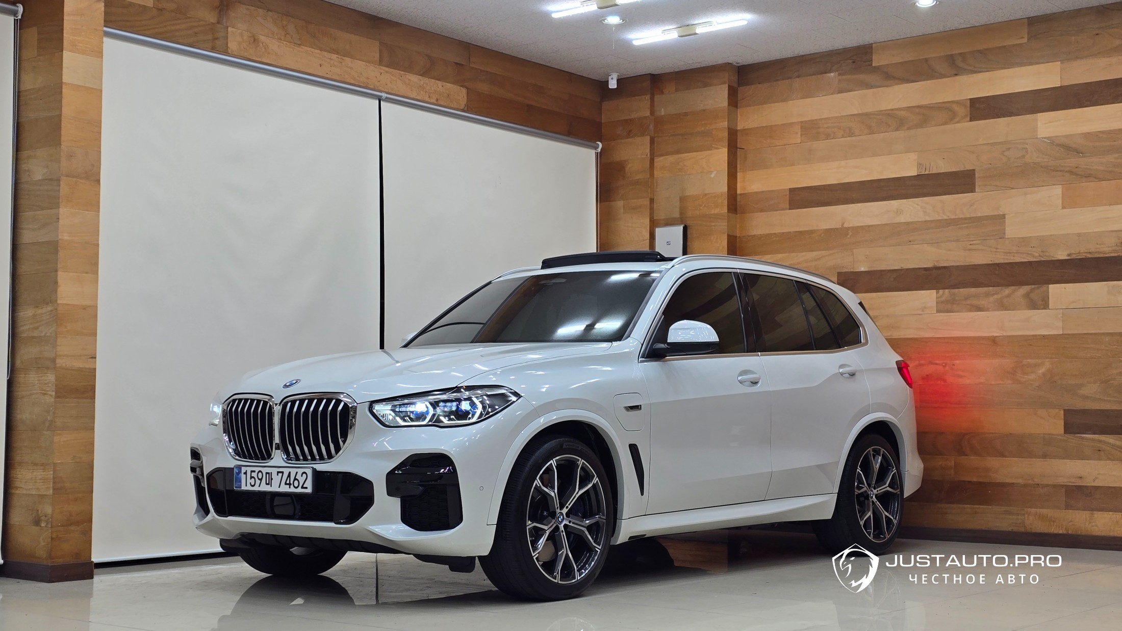 Автомобиль BMW X5