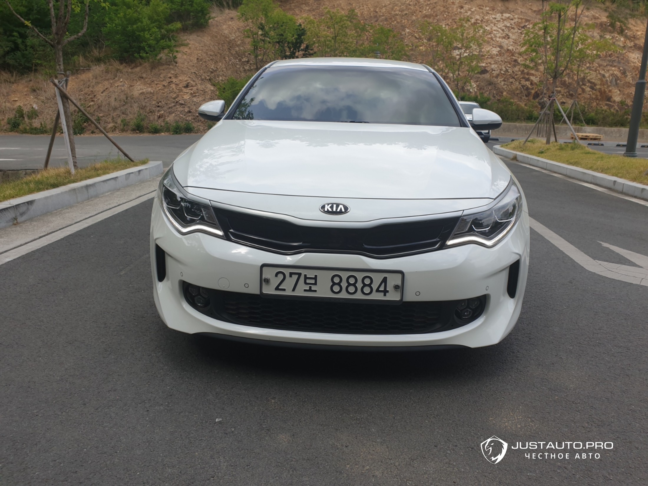 Автомобиль Kia K5