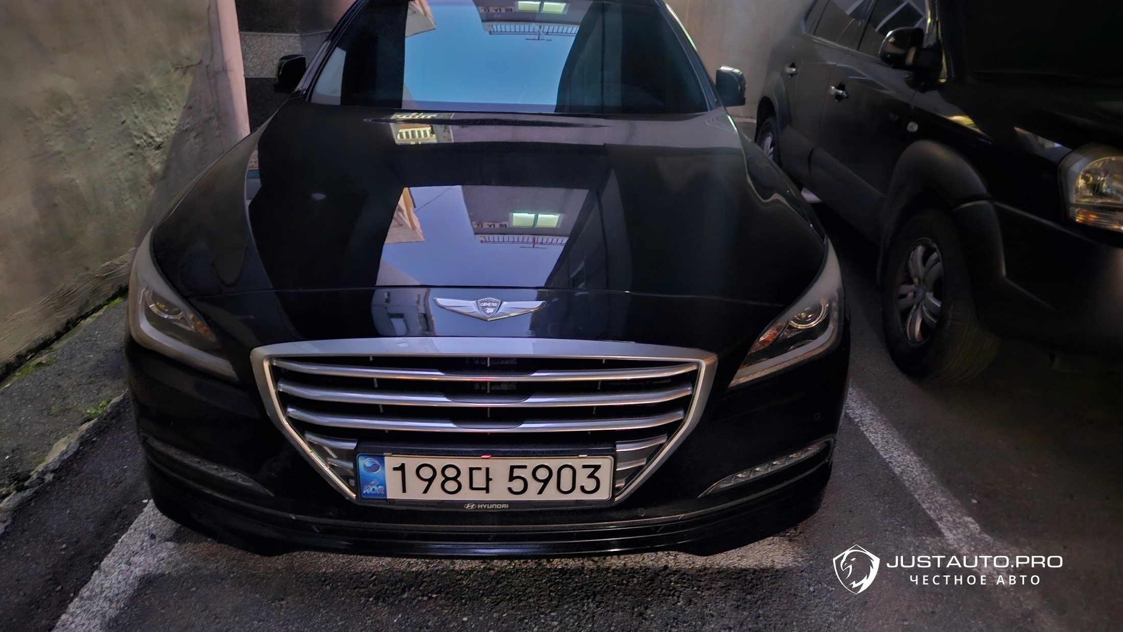 Автомобиль Hyundai Genesis