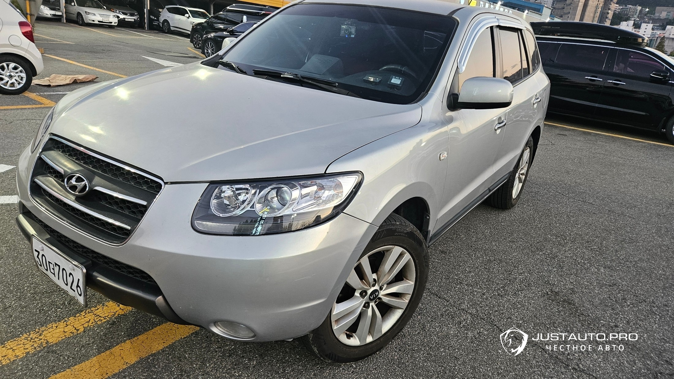 Автомобиль Hyundai Santafe