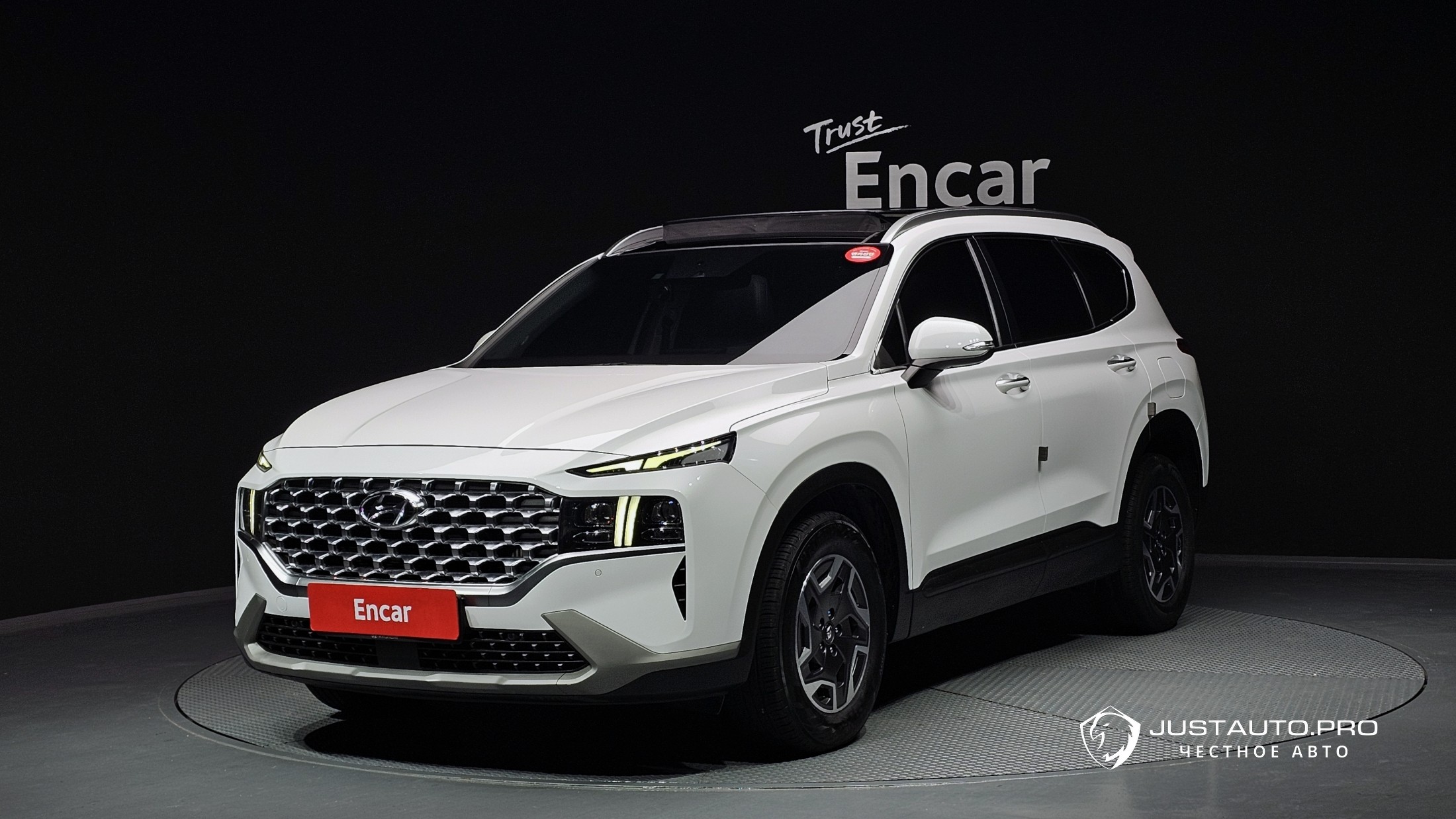 Автомобиль Hyundai Santafe